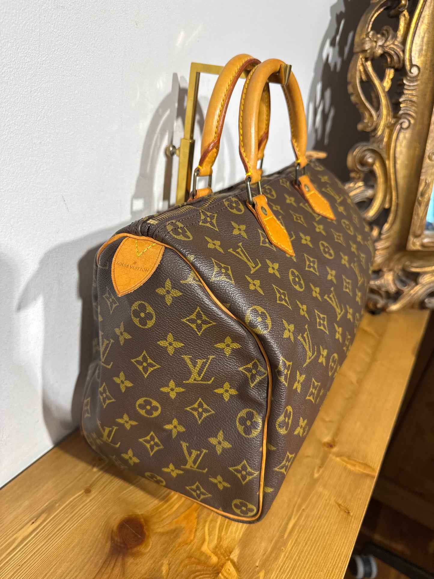 Louis Vuitton Speedy 35 Monogram
