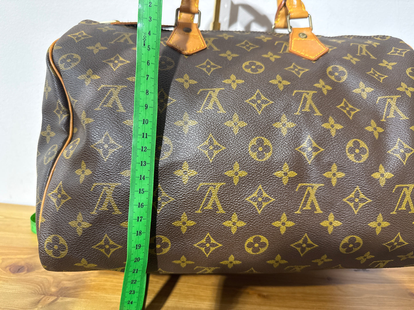 Louis Vuitton Speedy 35 Monogram