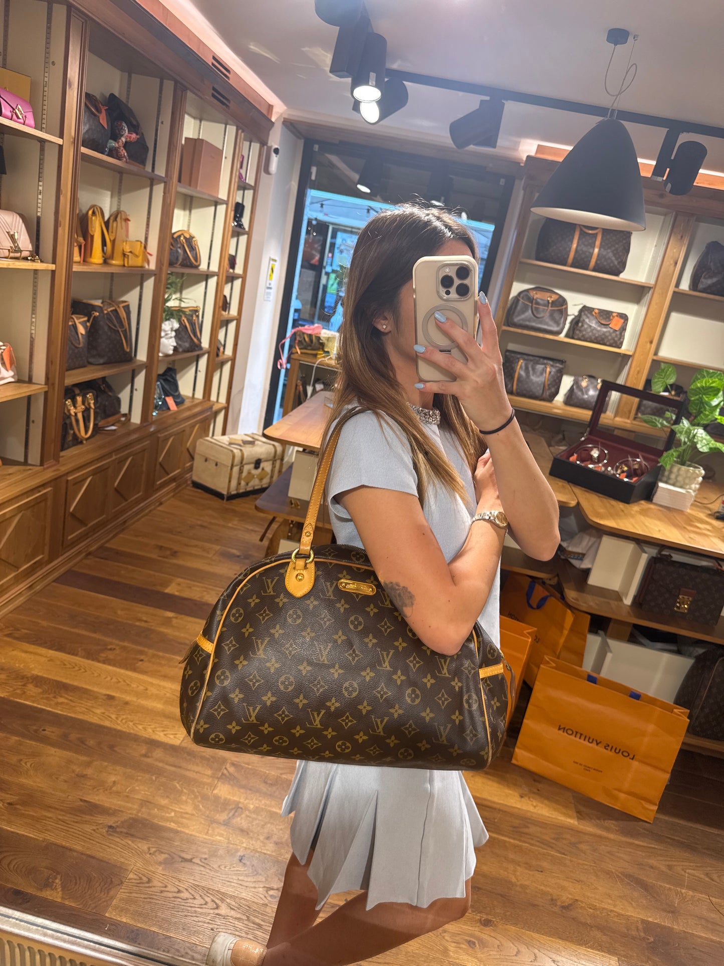Louis Vuitton Montorgueil