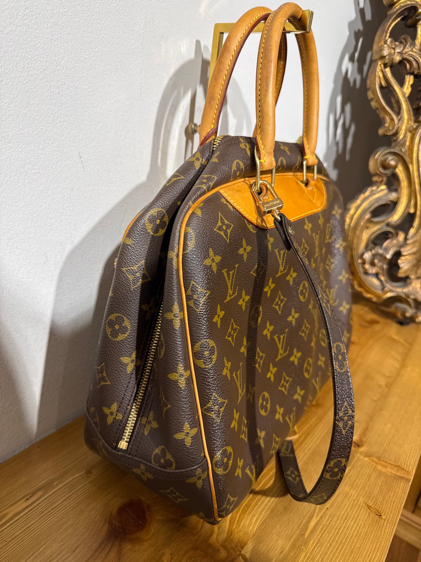 Louis Vuitton Deauville