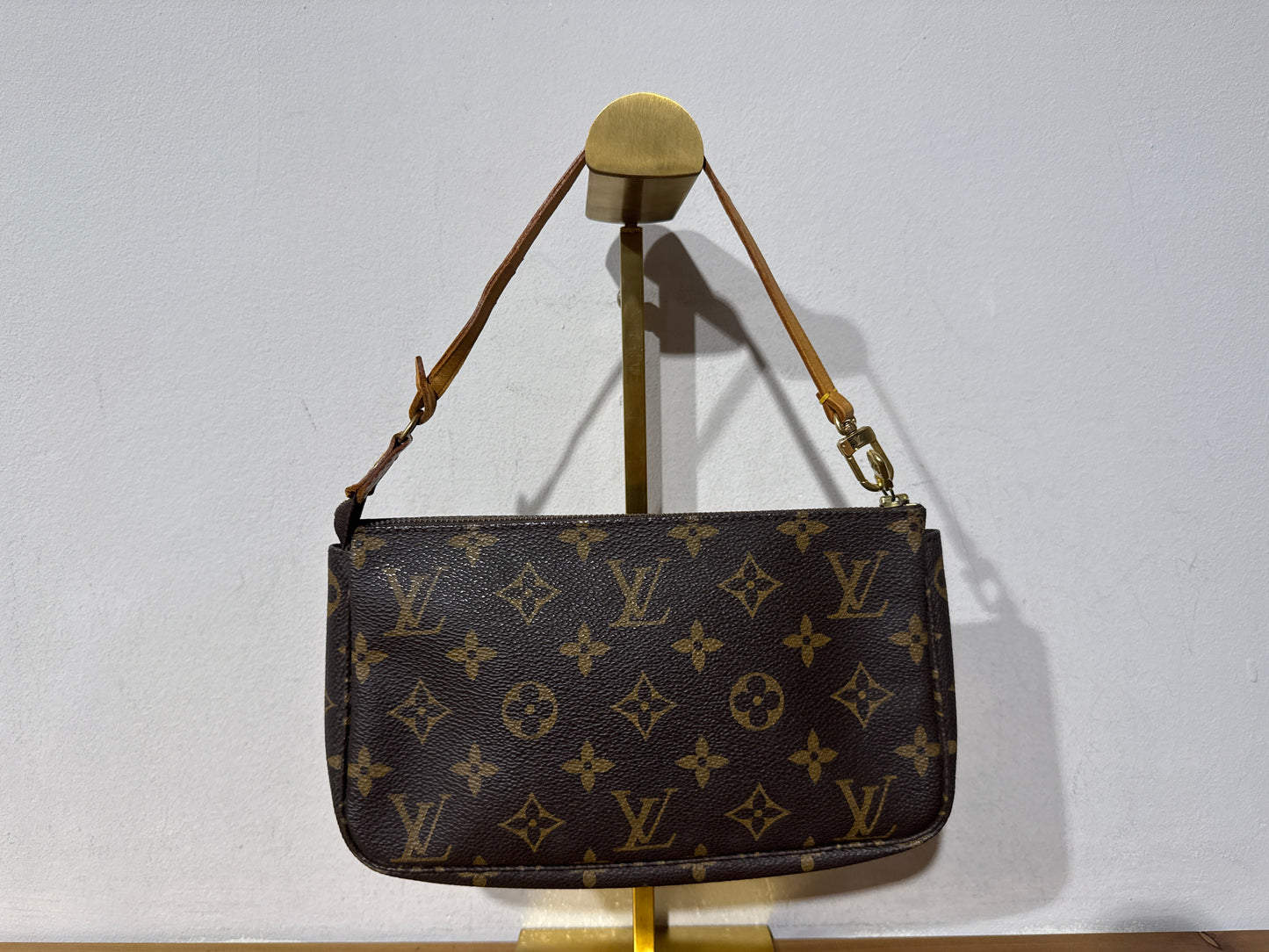 Louis Vuitton Pochette Monogram