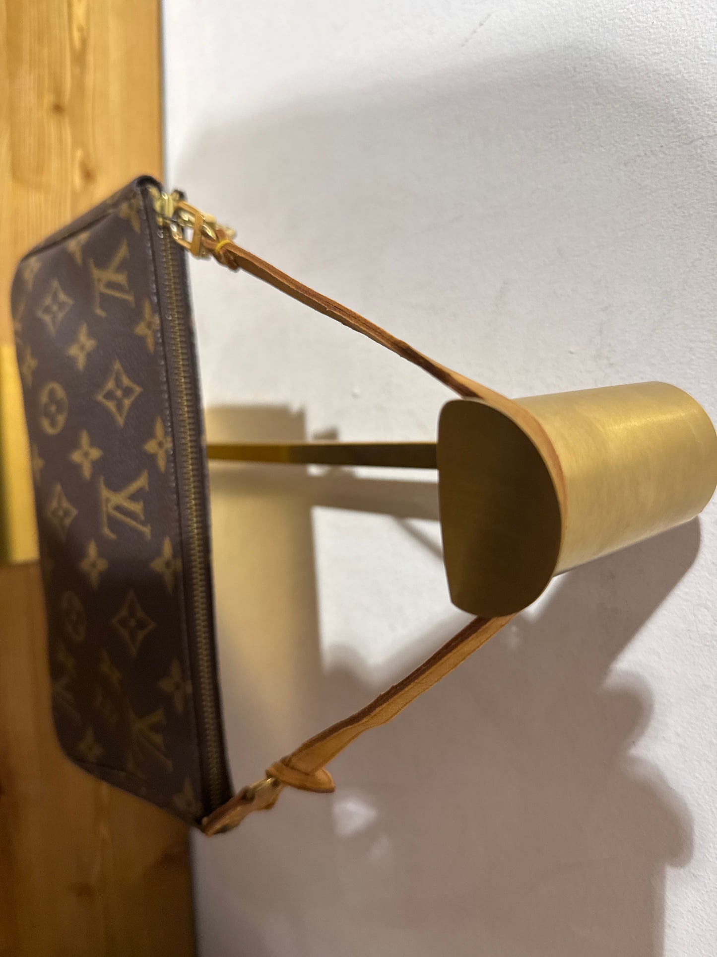 Louis Vuitton Pochette Monogram