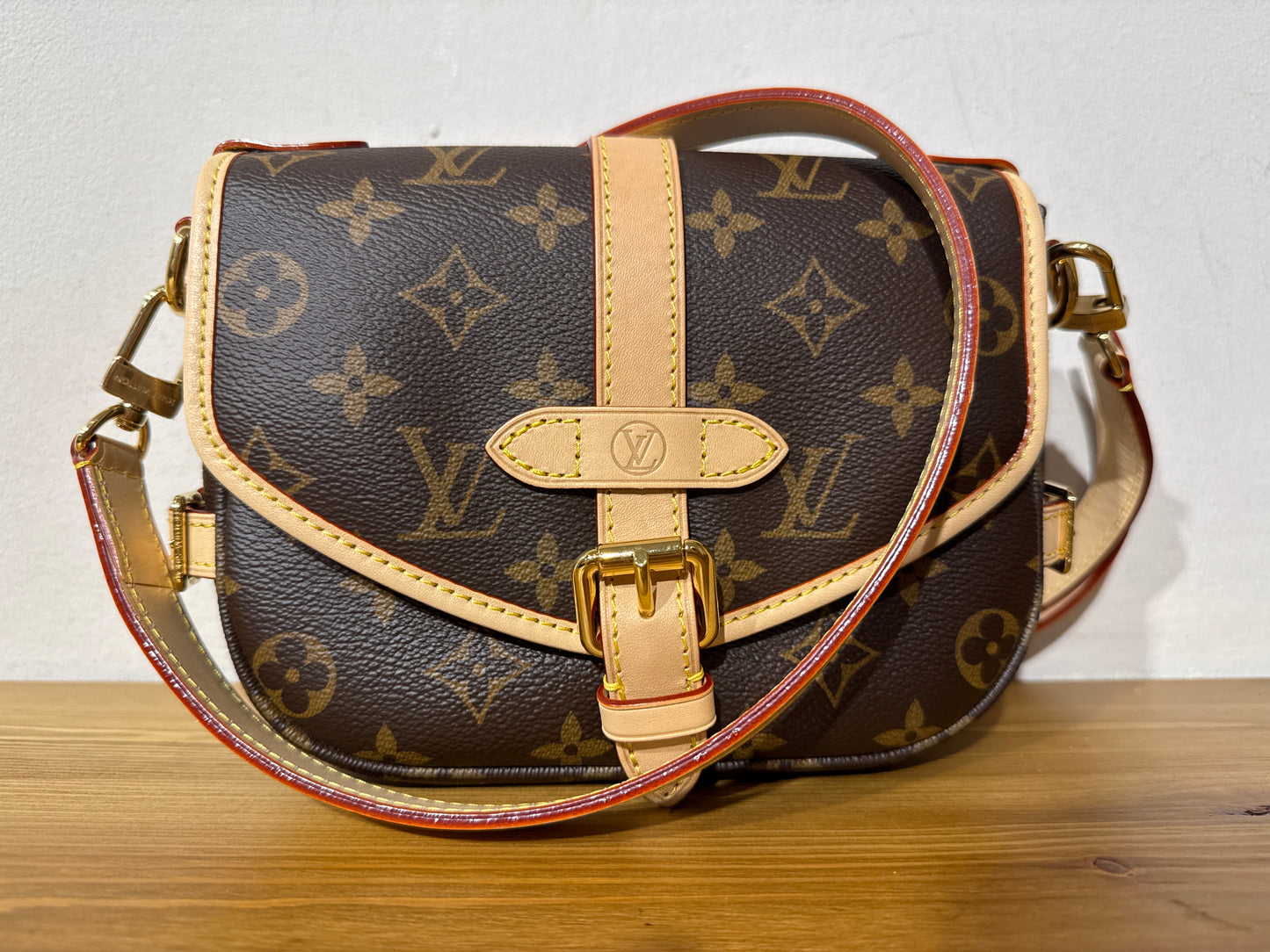 Louis Vuitton Saumur BB