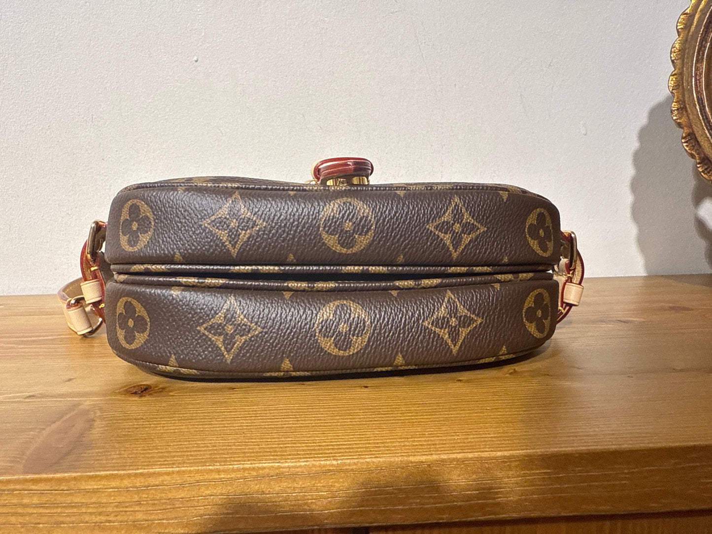 Louis Vuitton Saumur BB