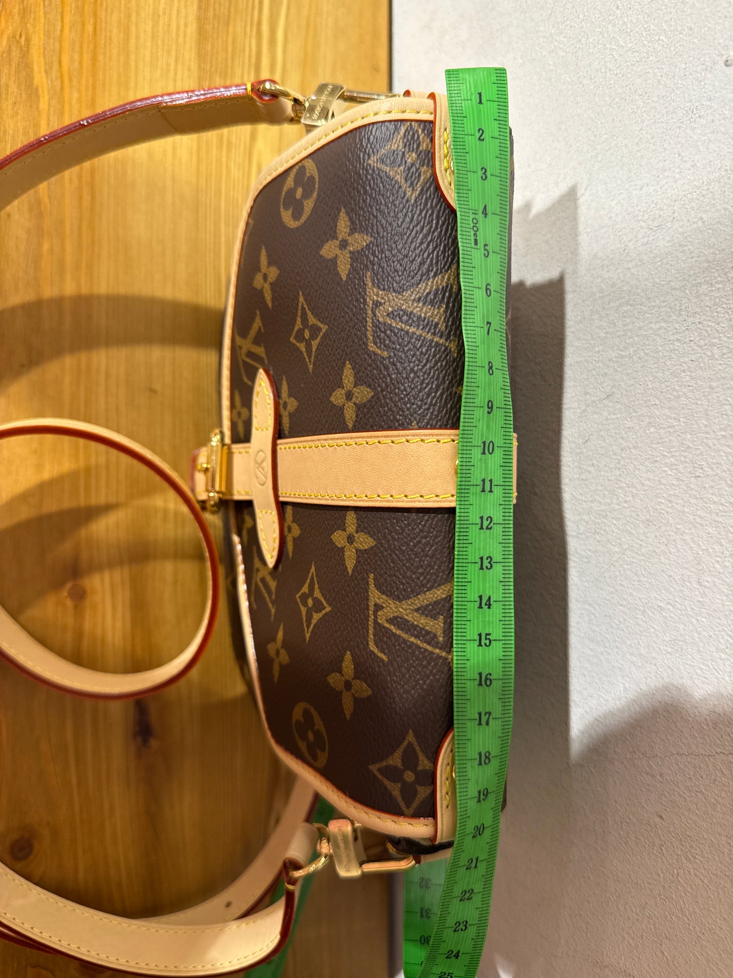 Louis Vuitton Saumur BB