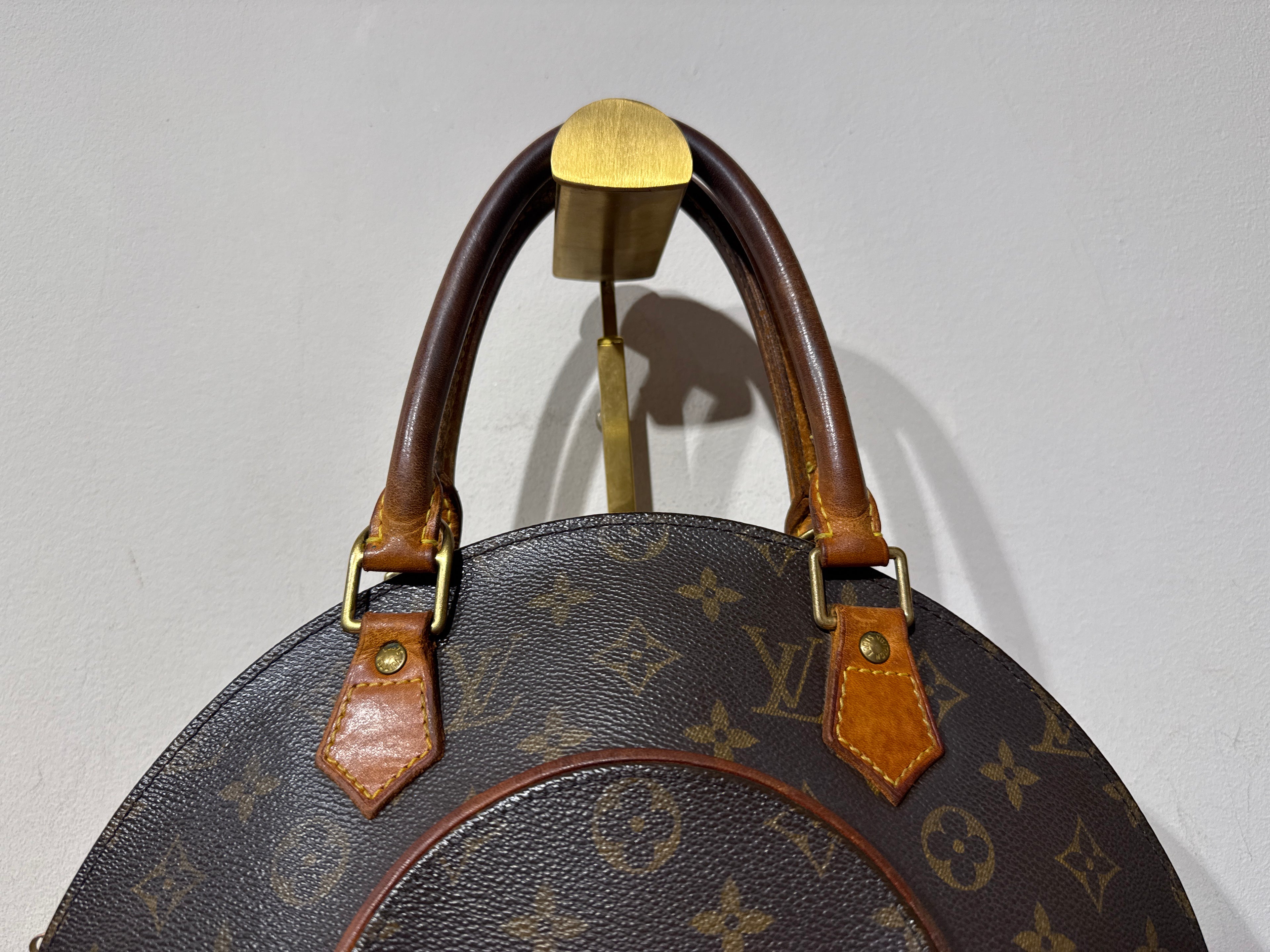 Louis Vuitto Ellipse PM