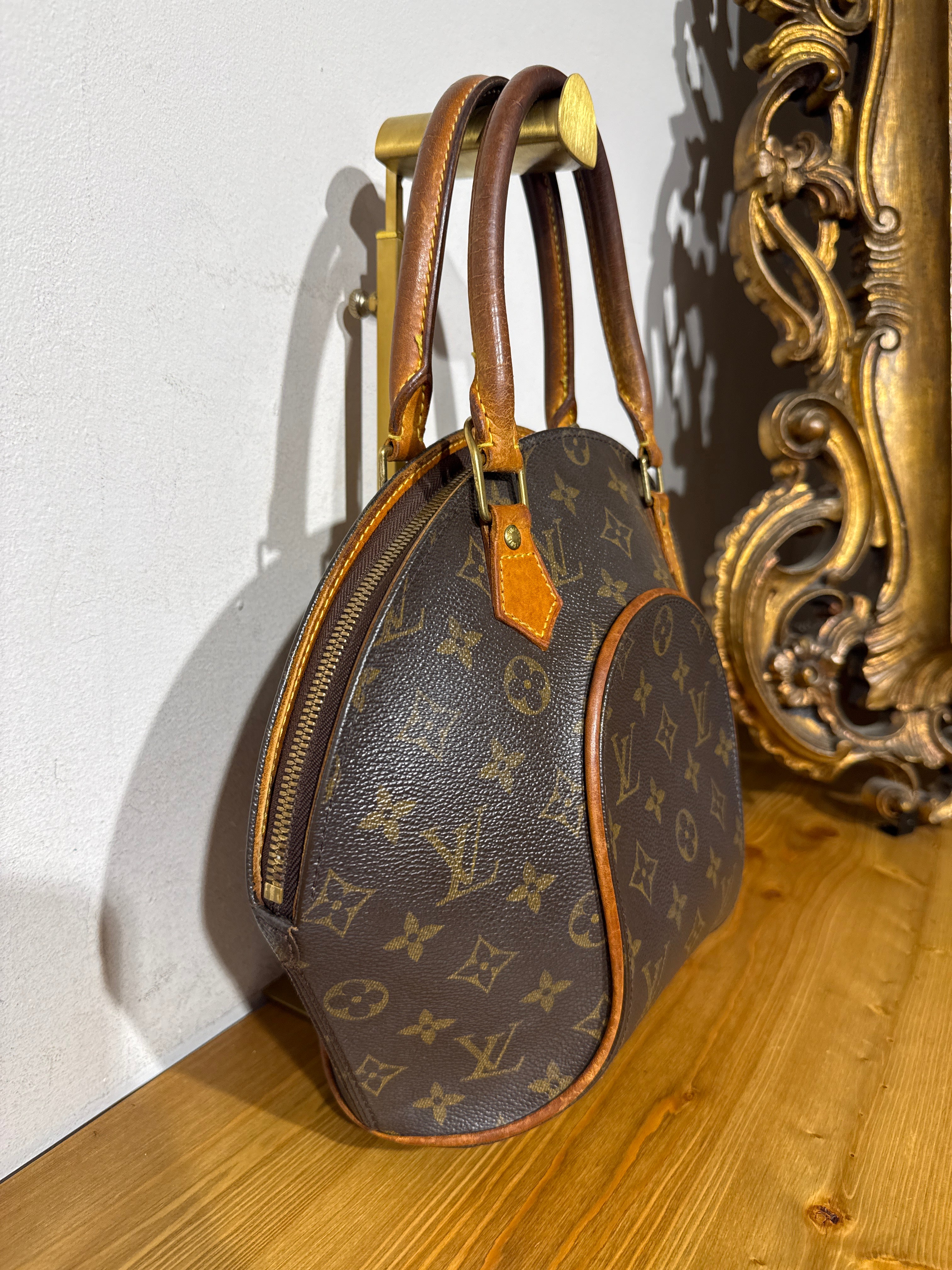 Louis Vuitto Ellipse PM