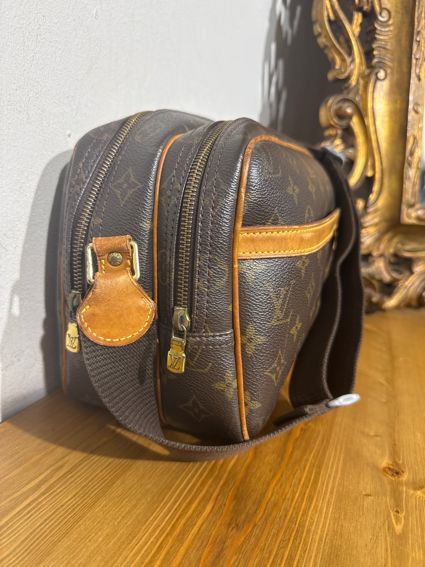 Louis Vuitton Reporter PM