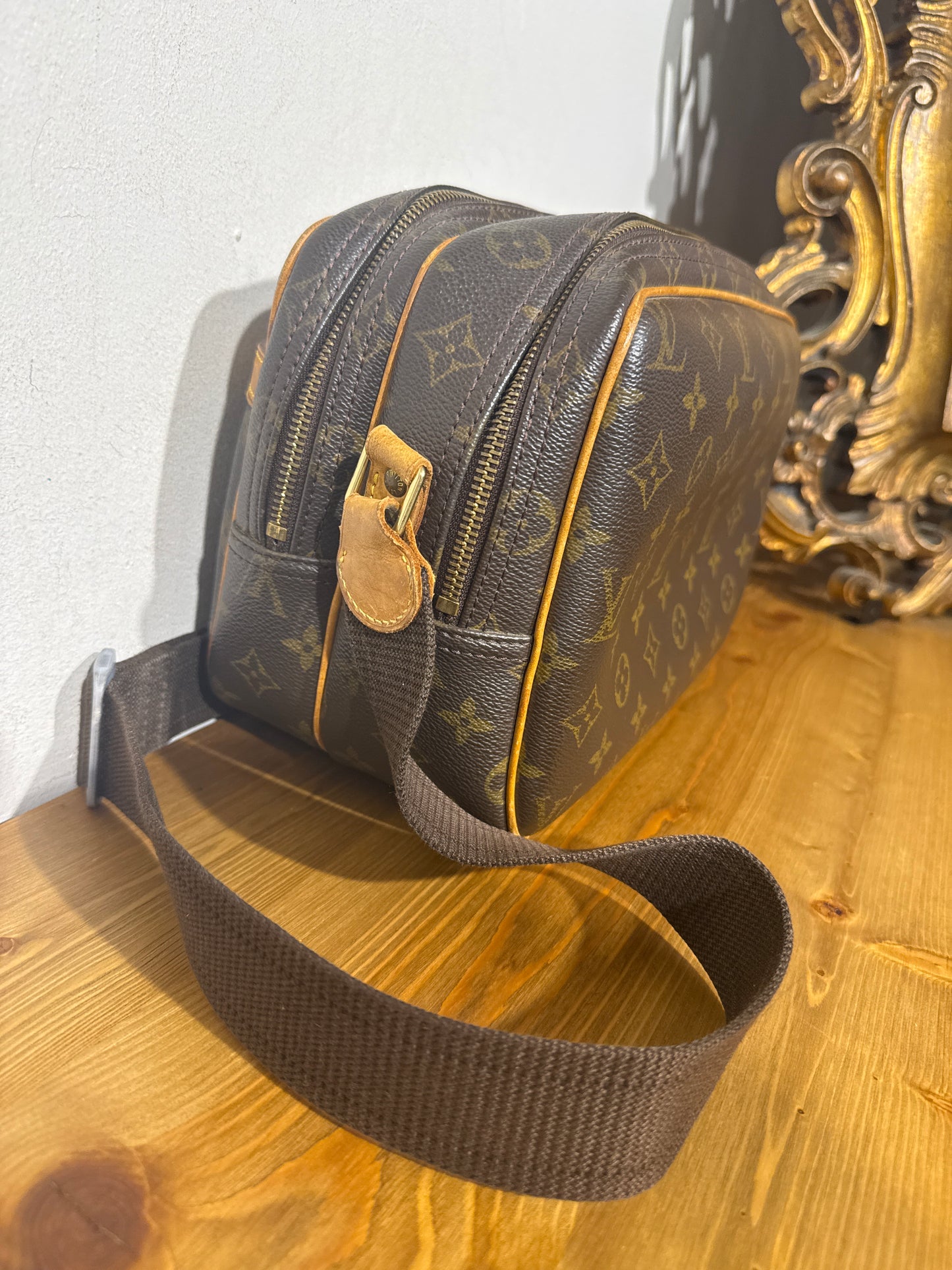 Louis Vuitton Reporter PM