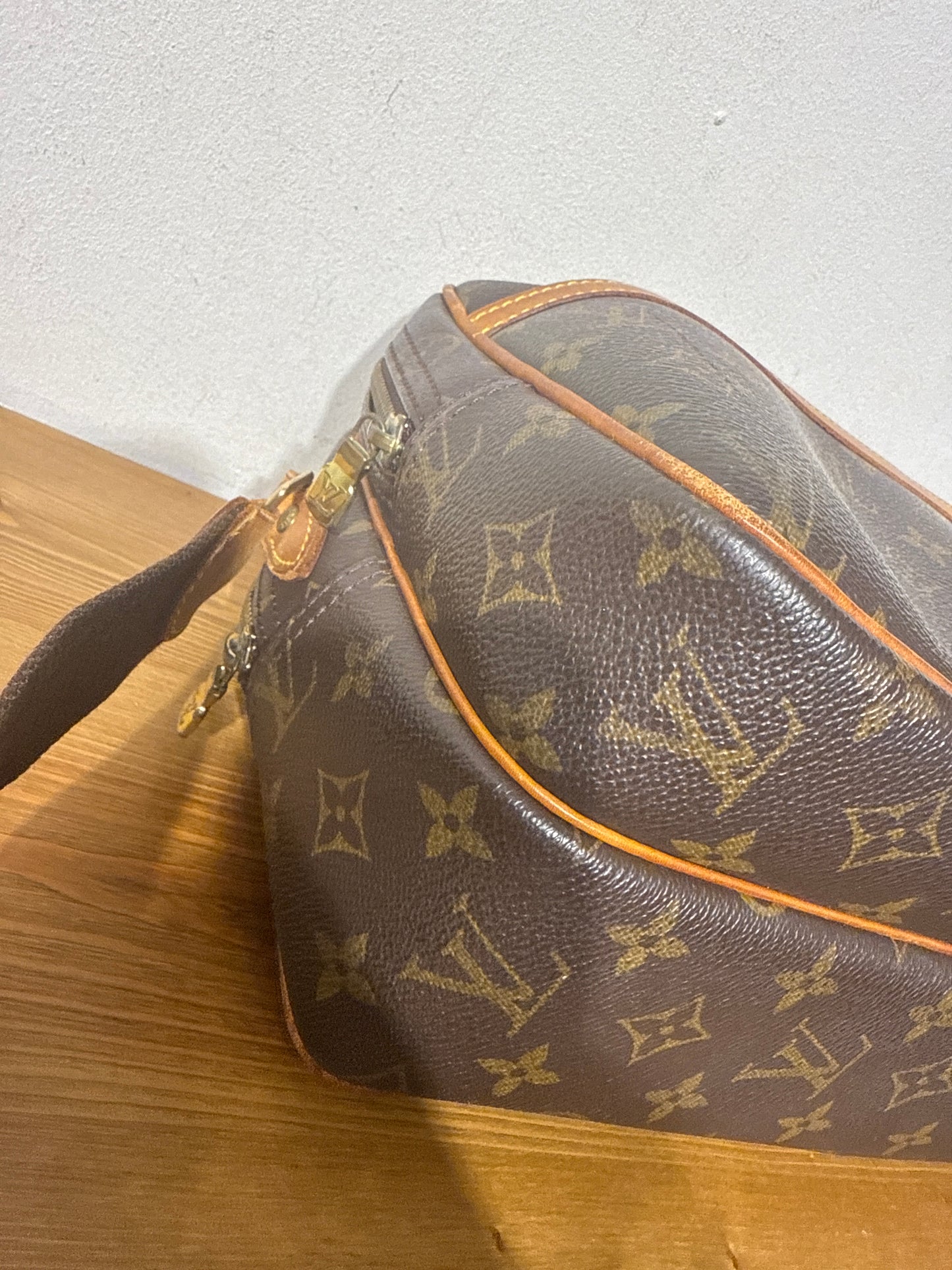 Louis Vuitton Reporter PM