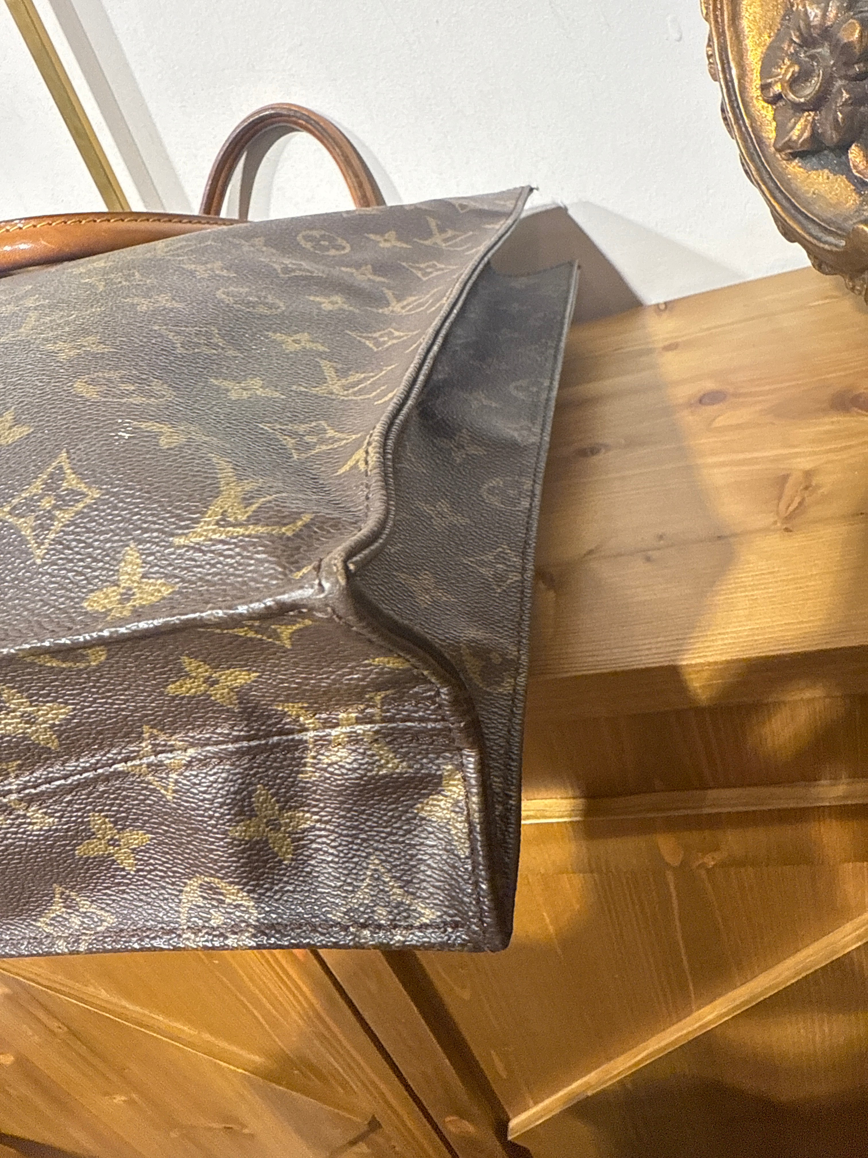 Louis Vuitton Sac Plat