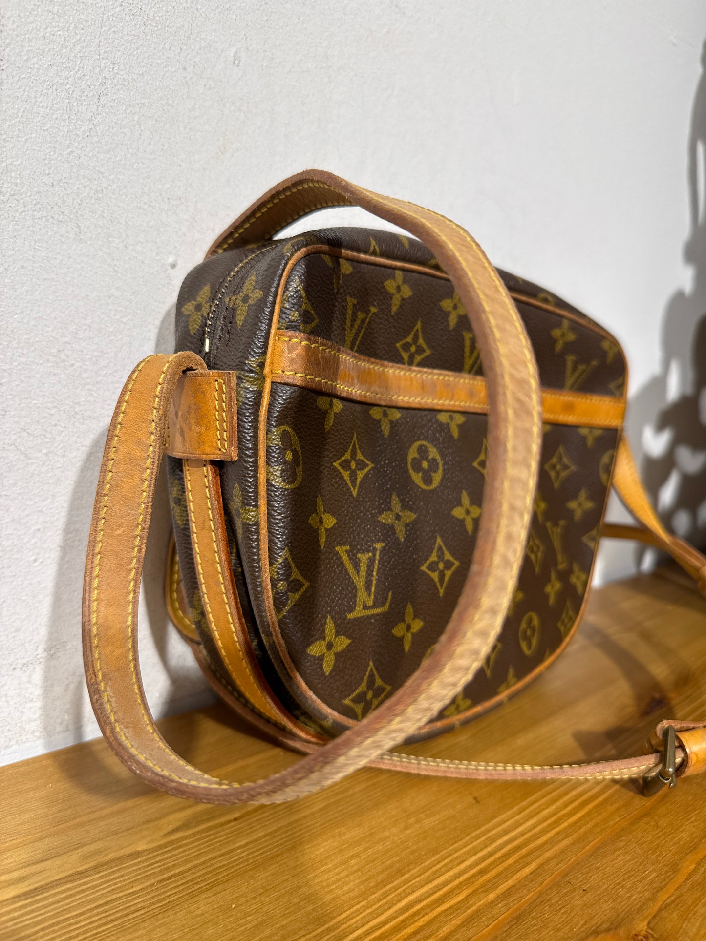 Louis Vuitton Jeune Fille
