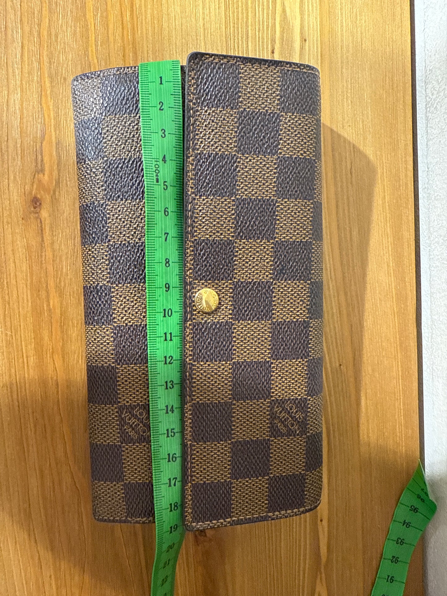 Louis Vuitton Sarah Wallet Damier