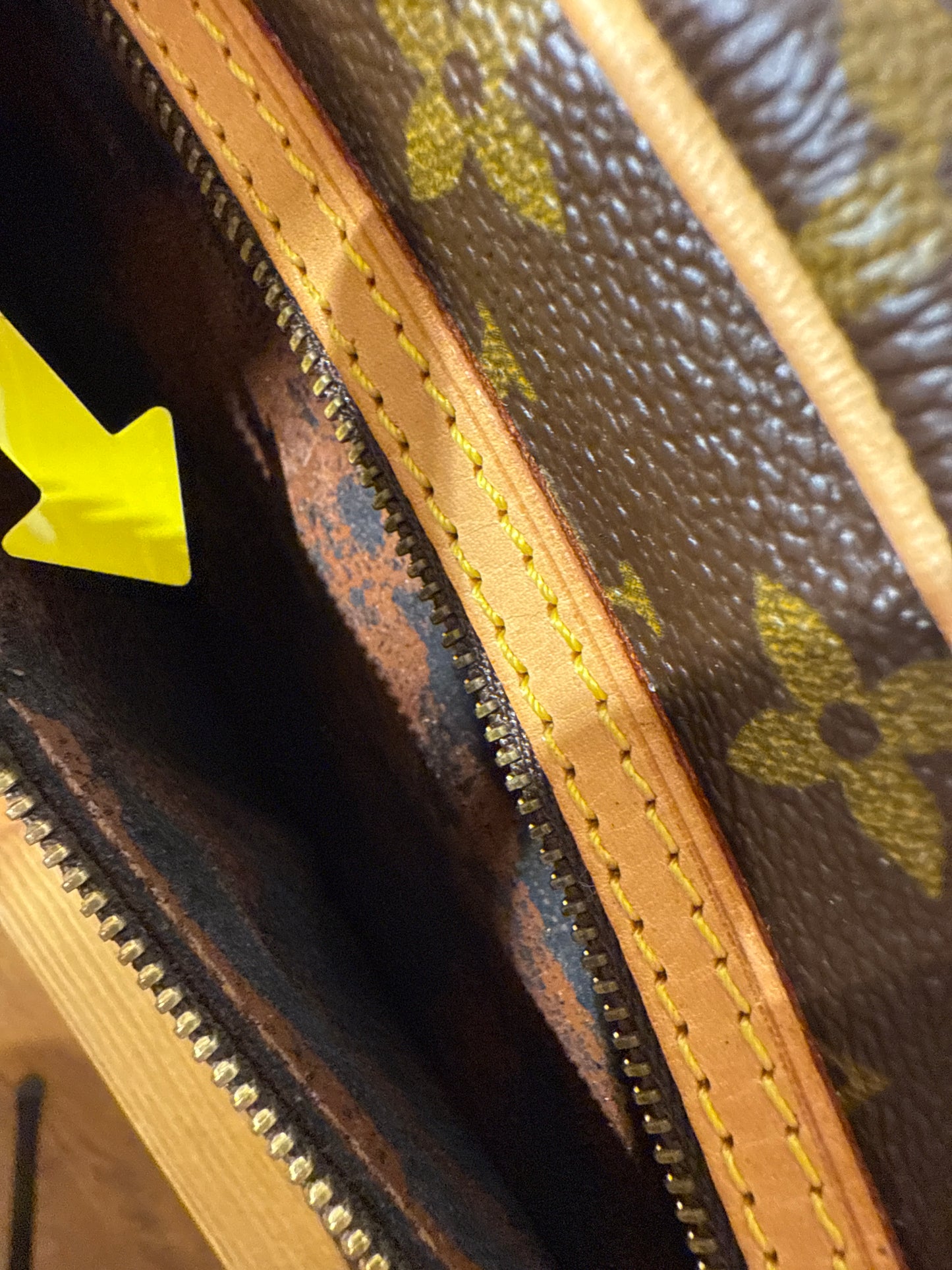 Louis Vuitton Saint German 27