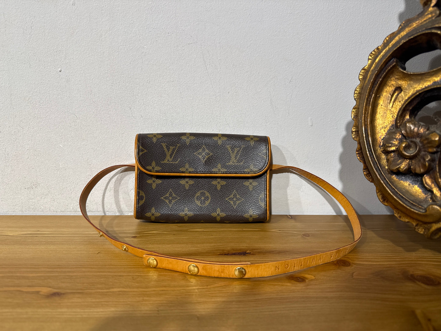 Louis Vuitton Pochette Florentine