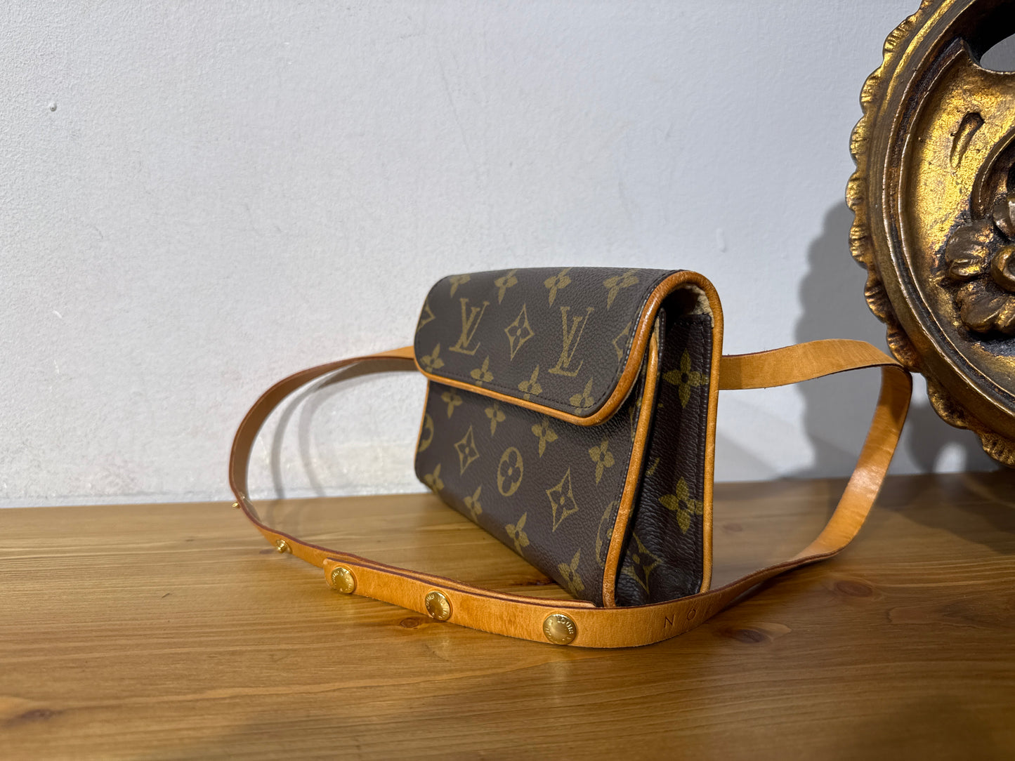 Louis Vuitton Pochette Florentine