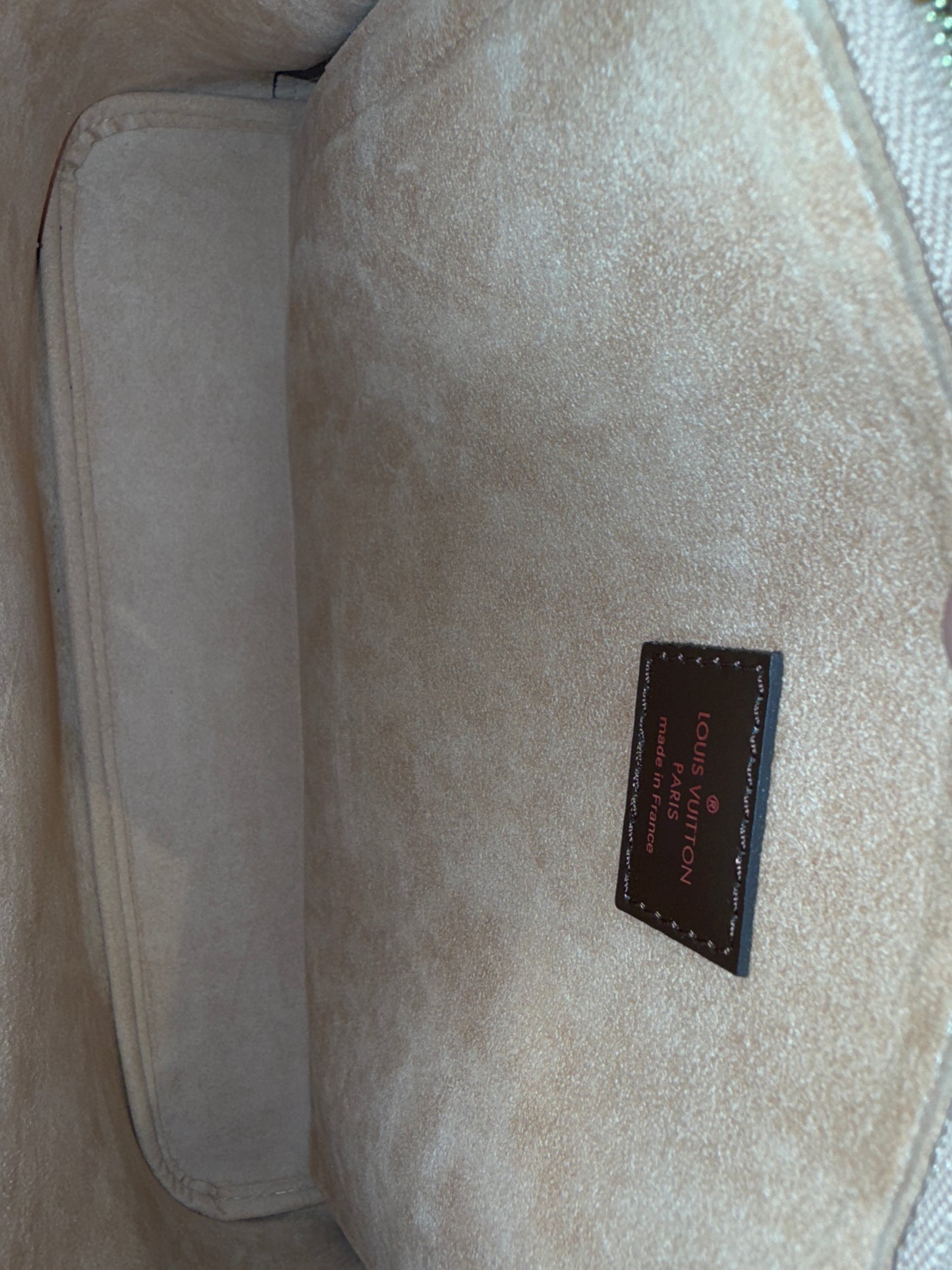 Louis Vuitton Kensington Damier