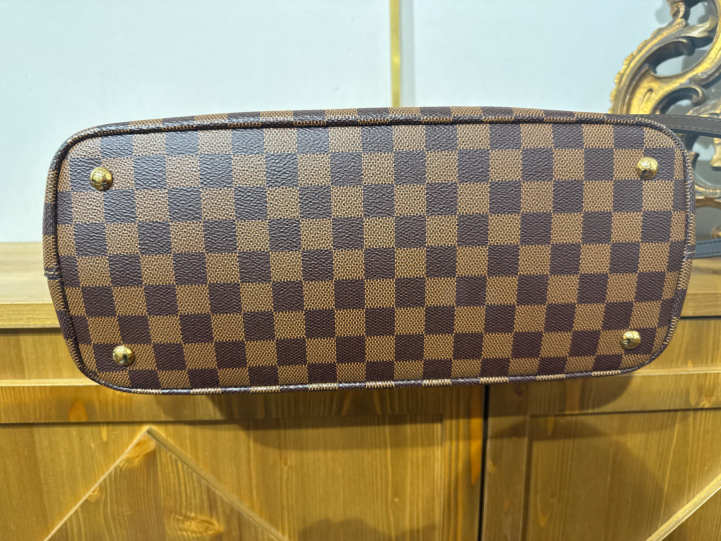 Louis Vuitton Kensington Damier