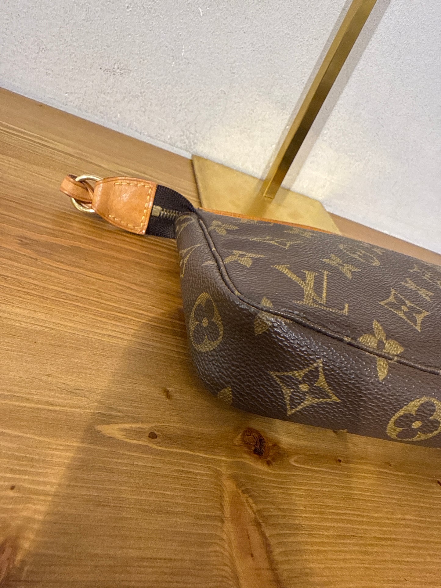 Louis Vuitton Pochette Monogram