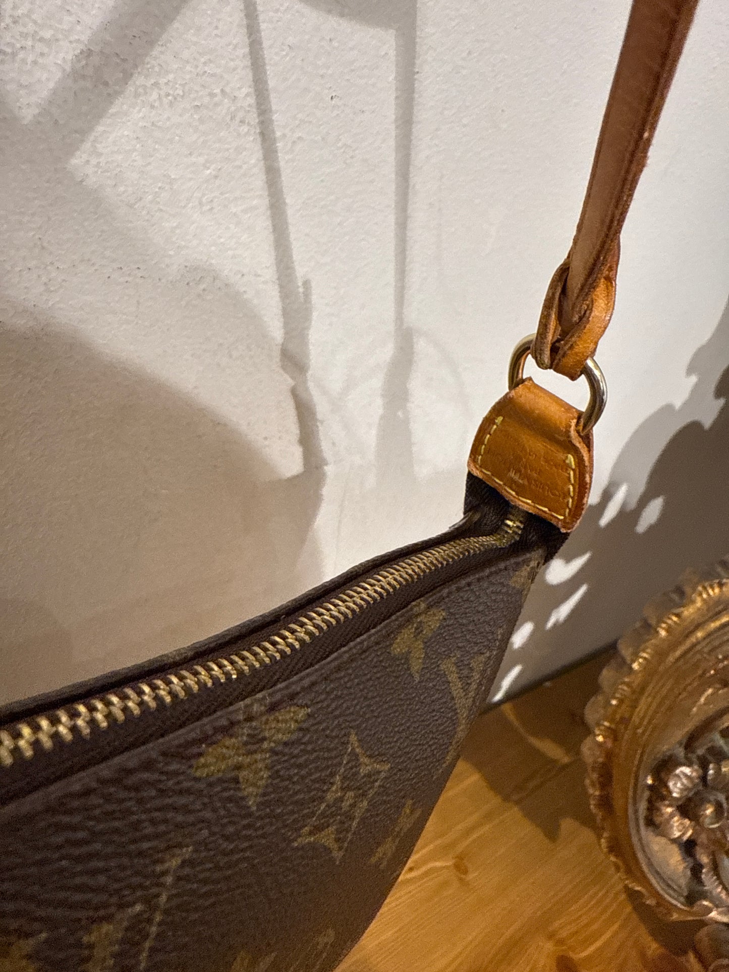Louis Vuitton Pochette Monogram