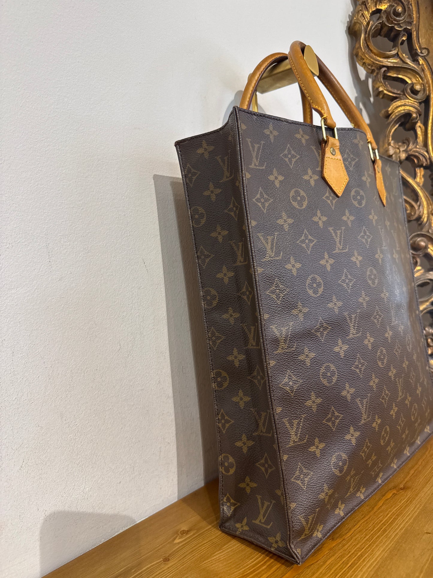Louis Vuitton Sac Plat