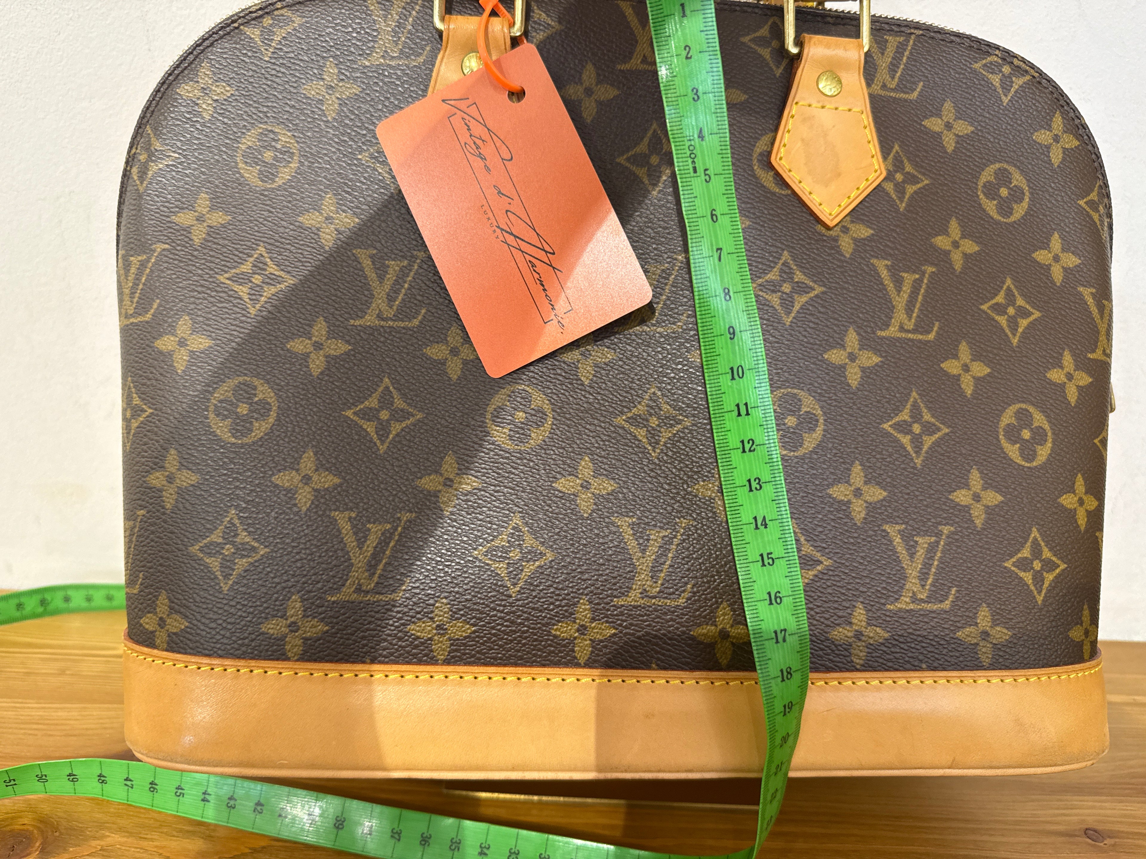Louis Vuitton Alma