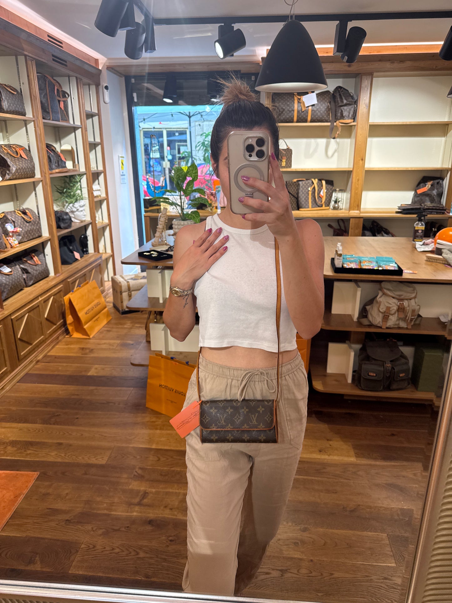 Louis Vuitton Pochette Twin