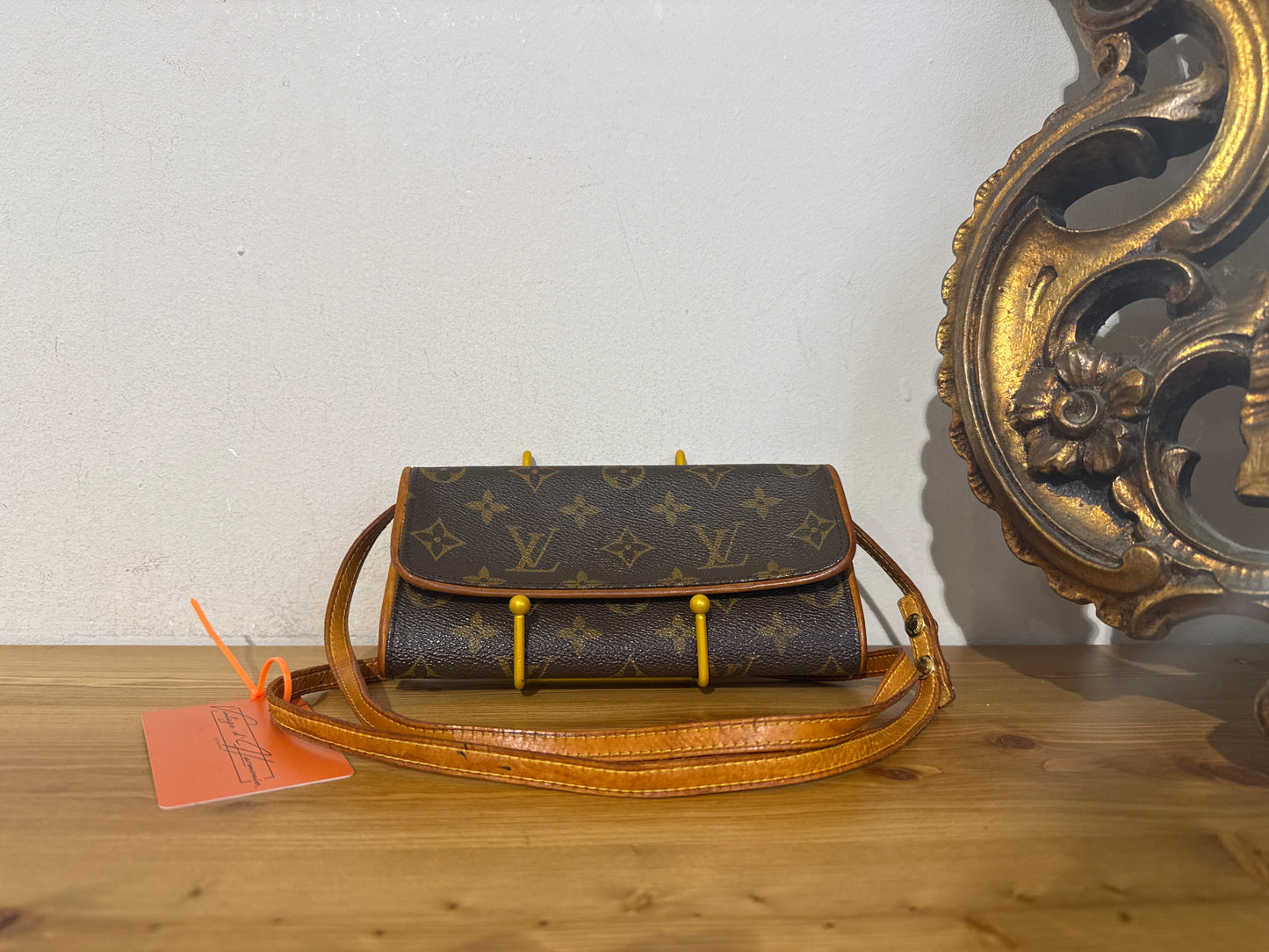 Louis Vuitton Pochette Twin