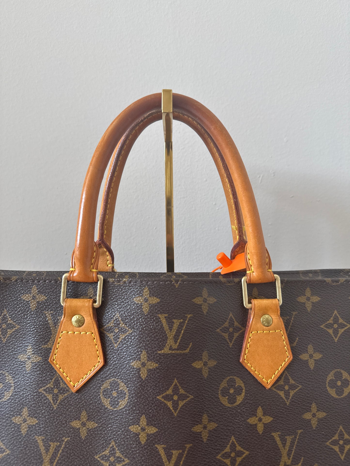 Louis Vuitton Sac Plat