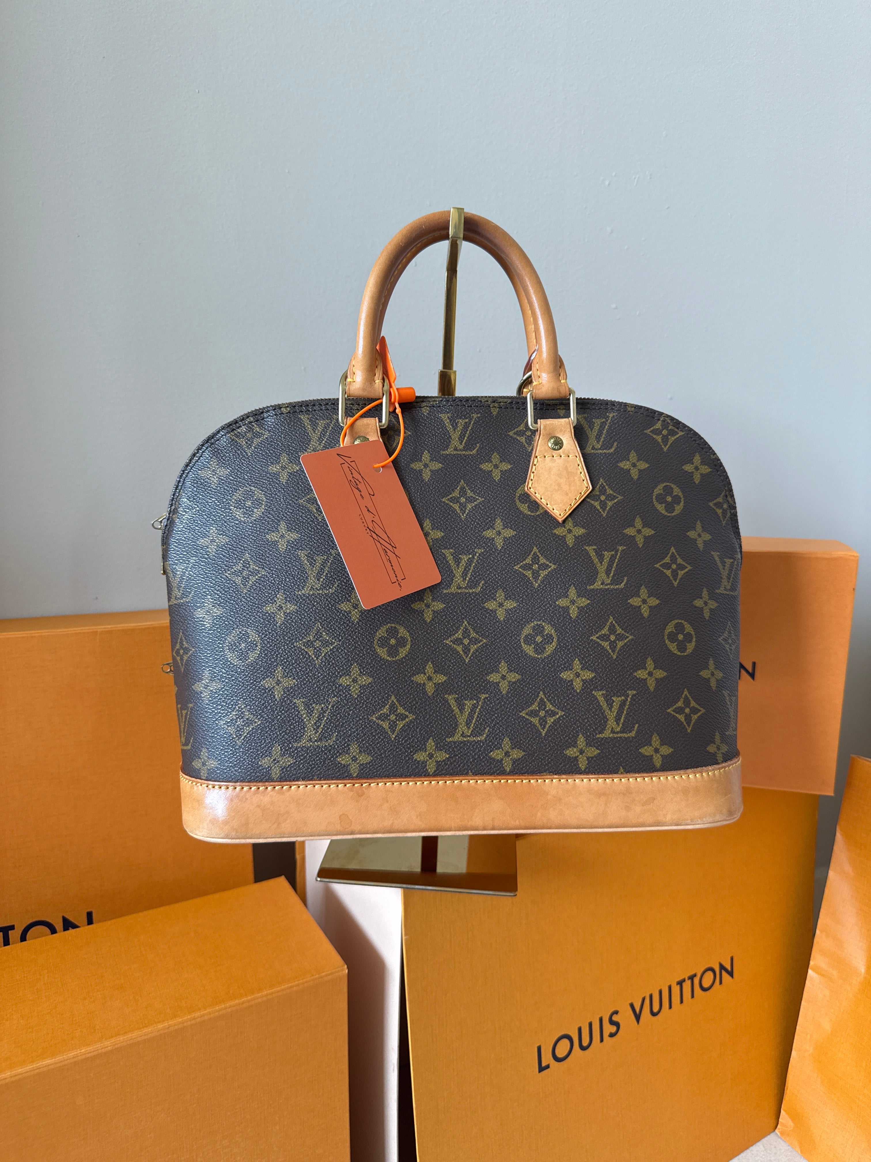 Louis Vuitton Alma