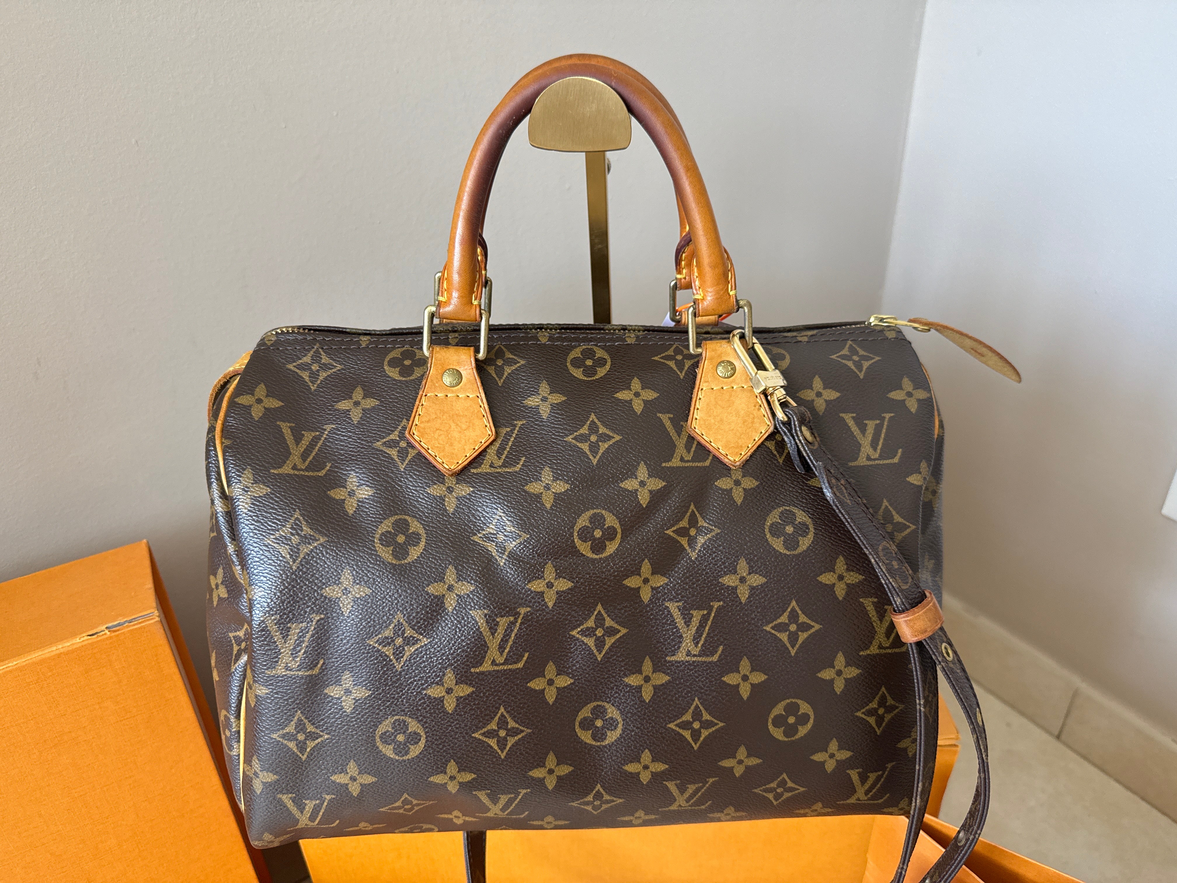 Louis Vuitton Speedy 30 con tracolla