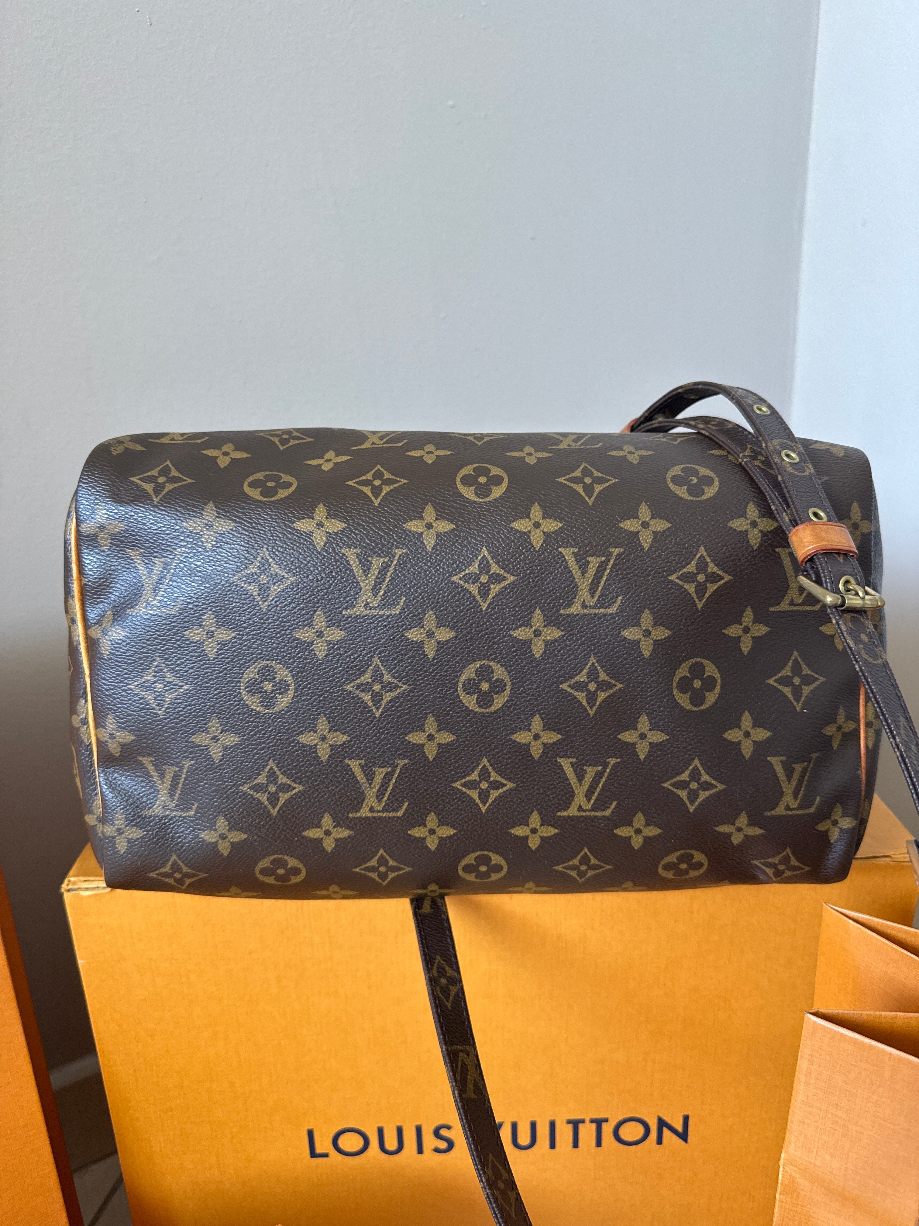 Louis Vuitton Speedy 30 con tracolla