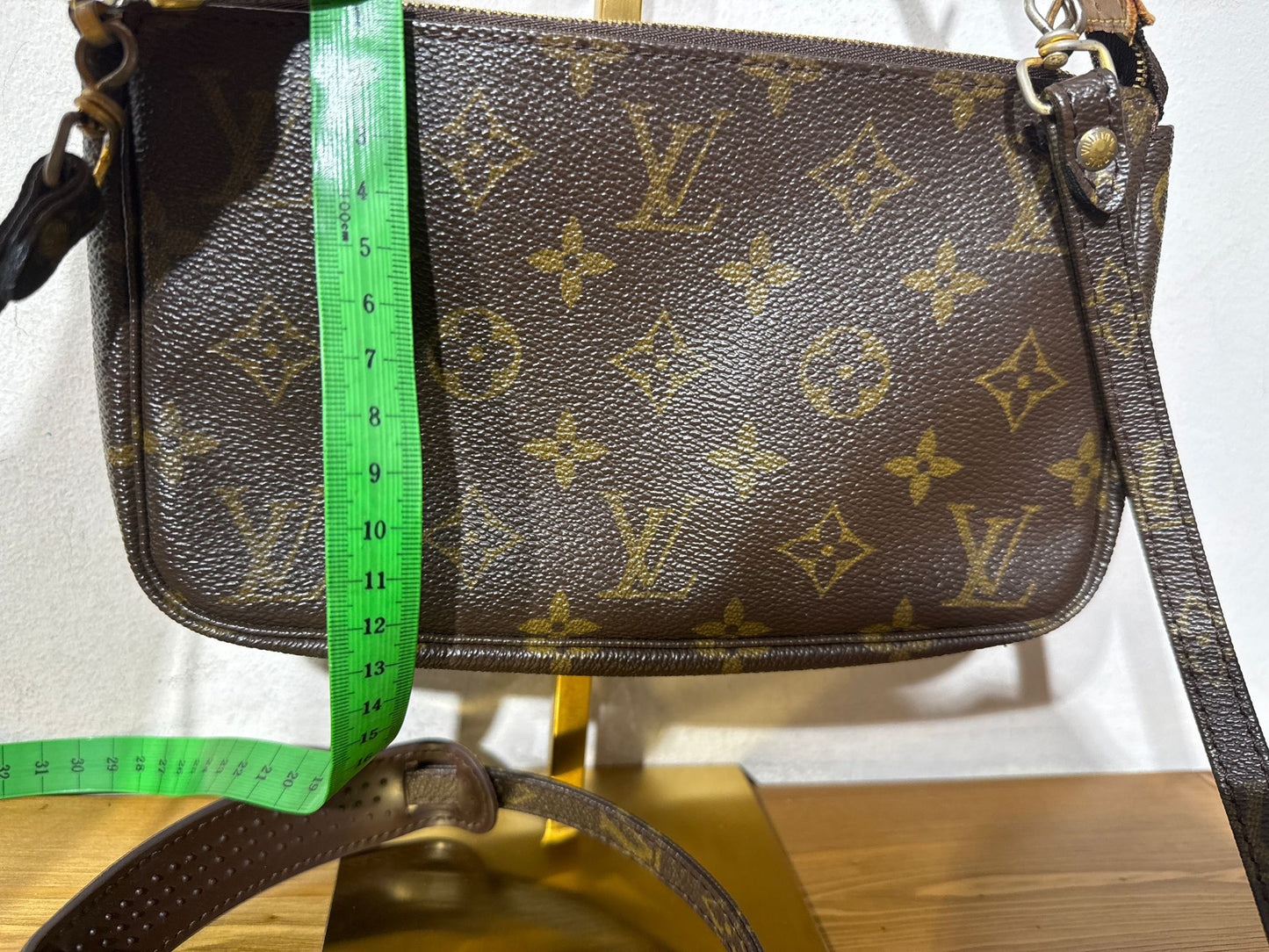 Louis Vuitton Pochette Monogram Crossbody