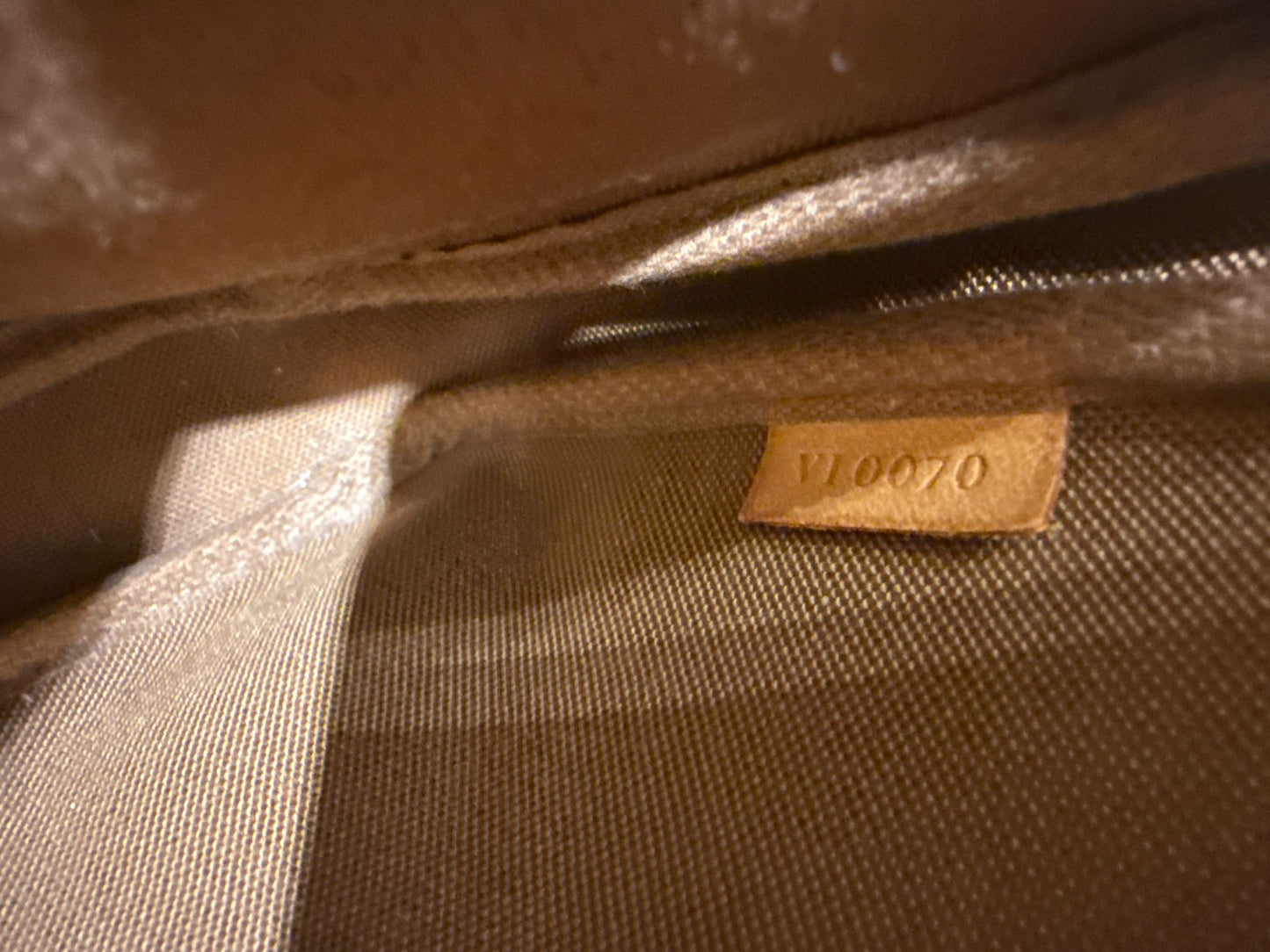 Louis Vuitton Pochette Monogram Crossbody