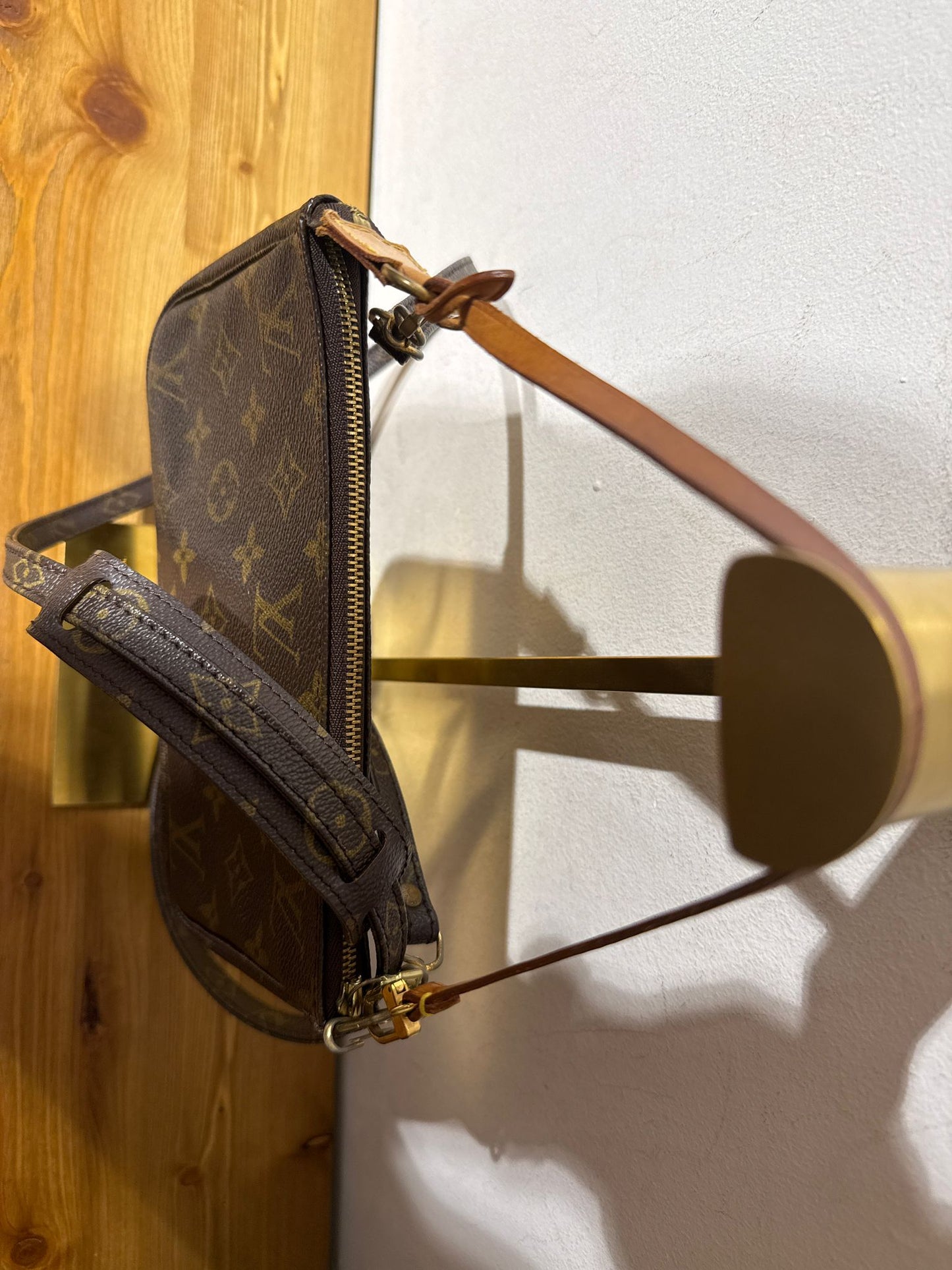 Louis Vuitton Pochette Monogram Crossbody