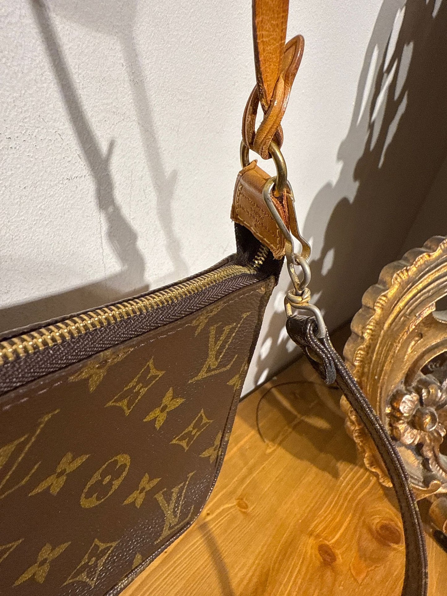 Louis Vuitton Pochette Monogram Crossbody