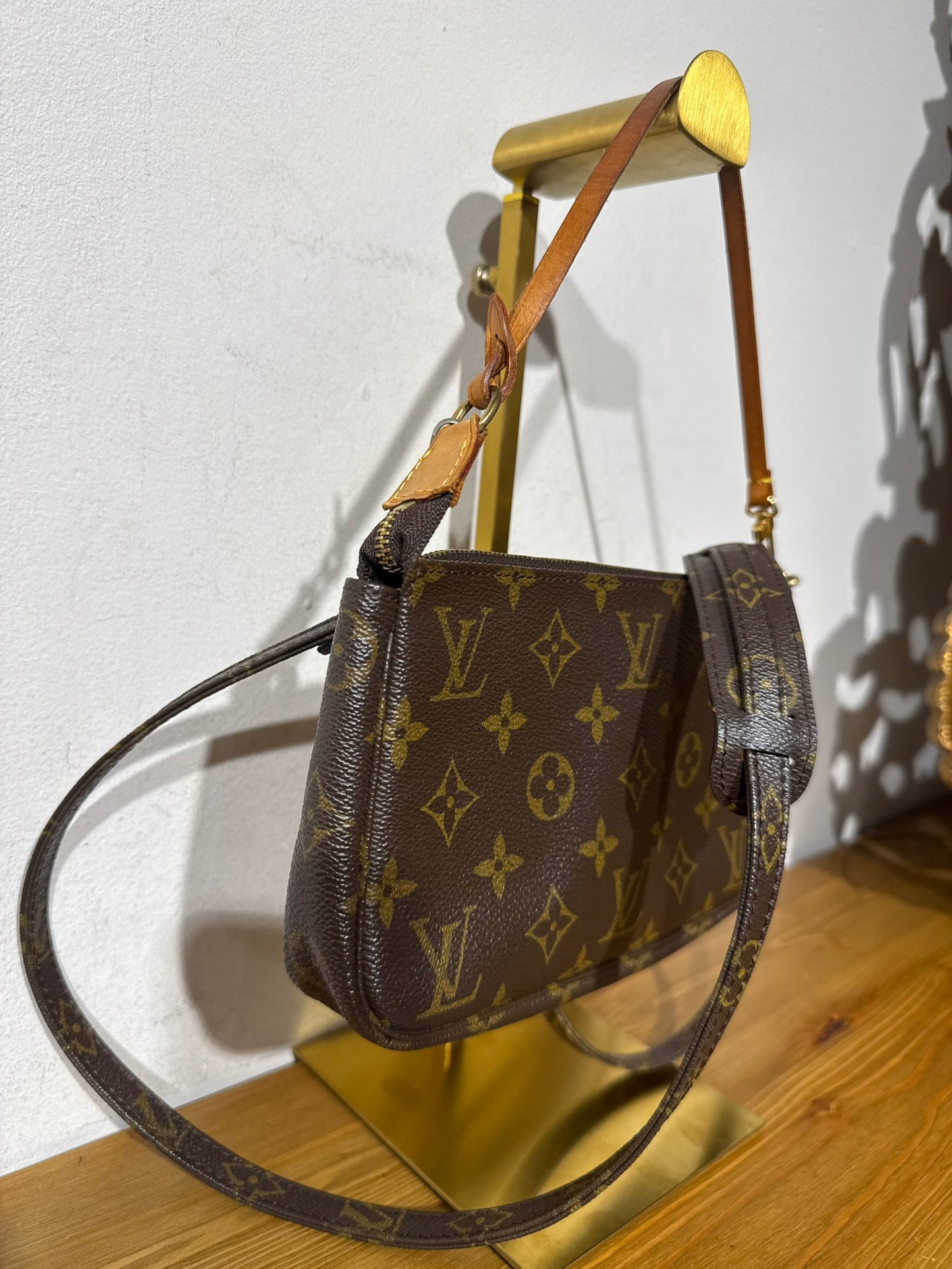 Louis Vuitton Pochette Monogram Crossbody