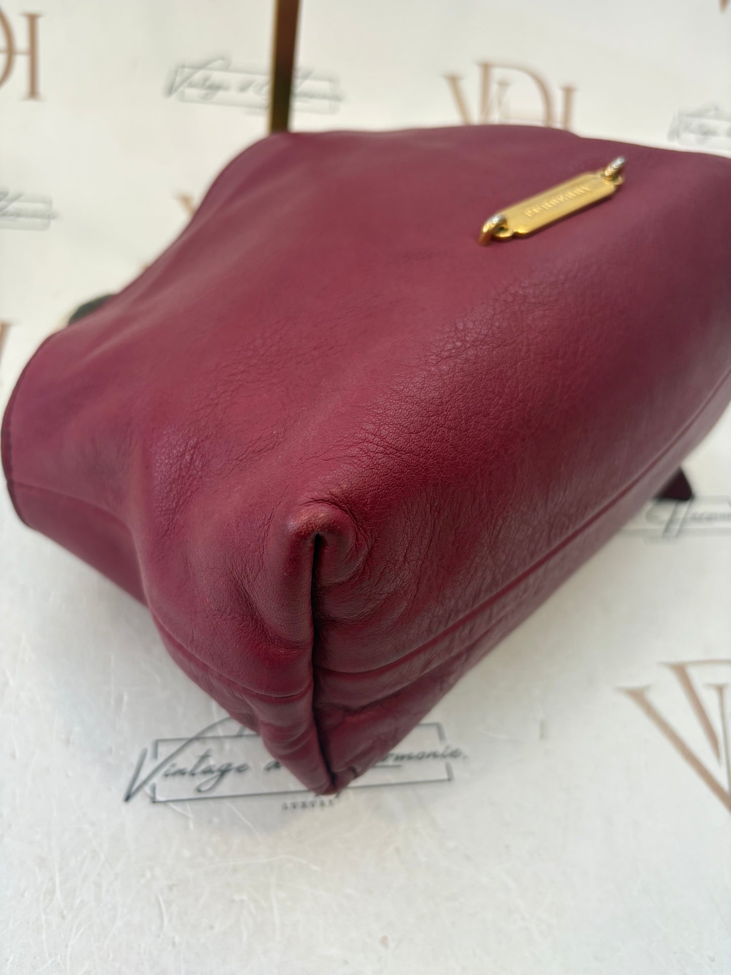 383917 - Burberry Bag