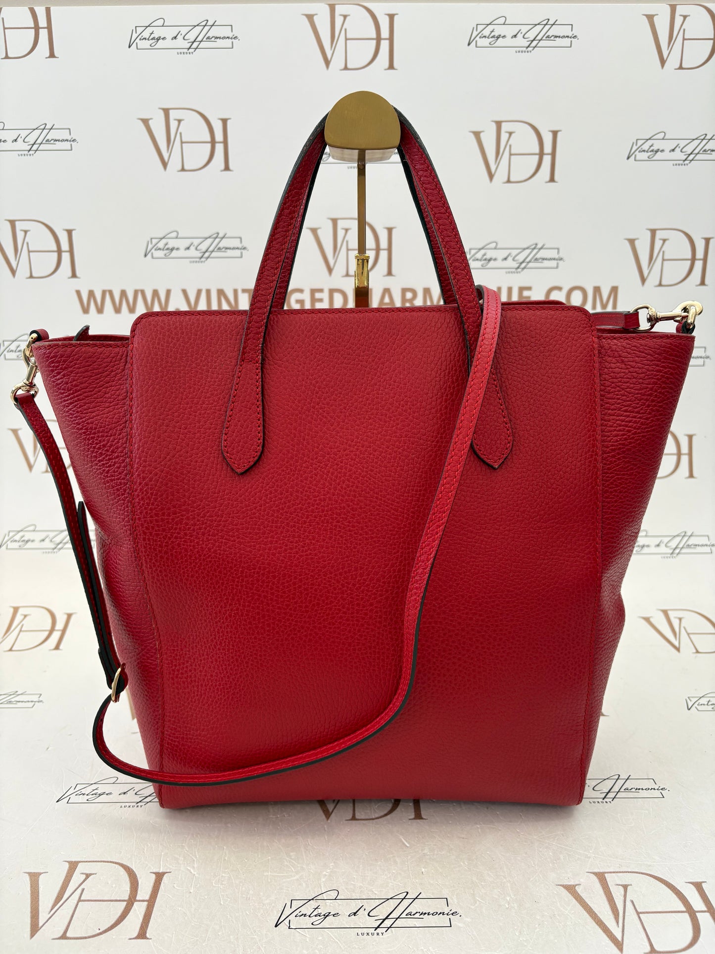 383438 - Gucci Swing