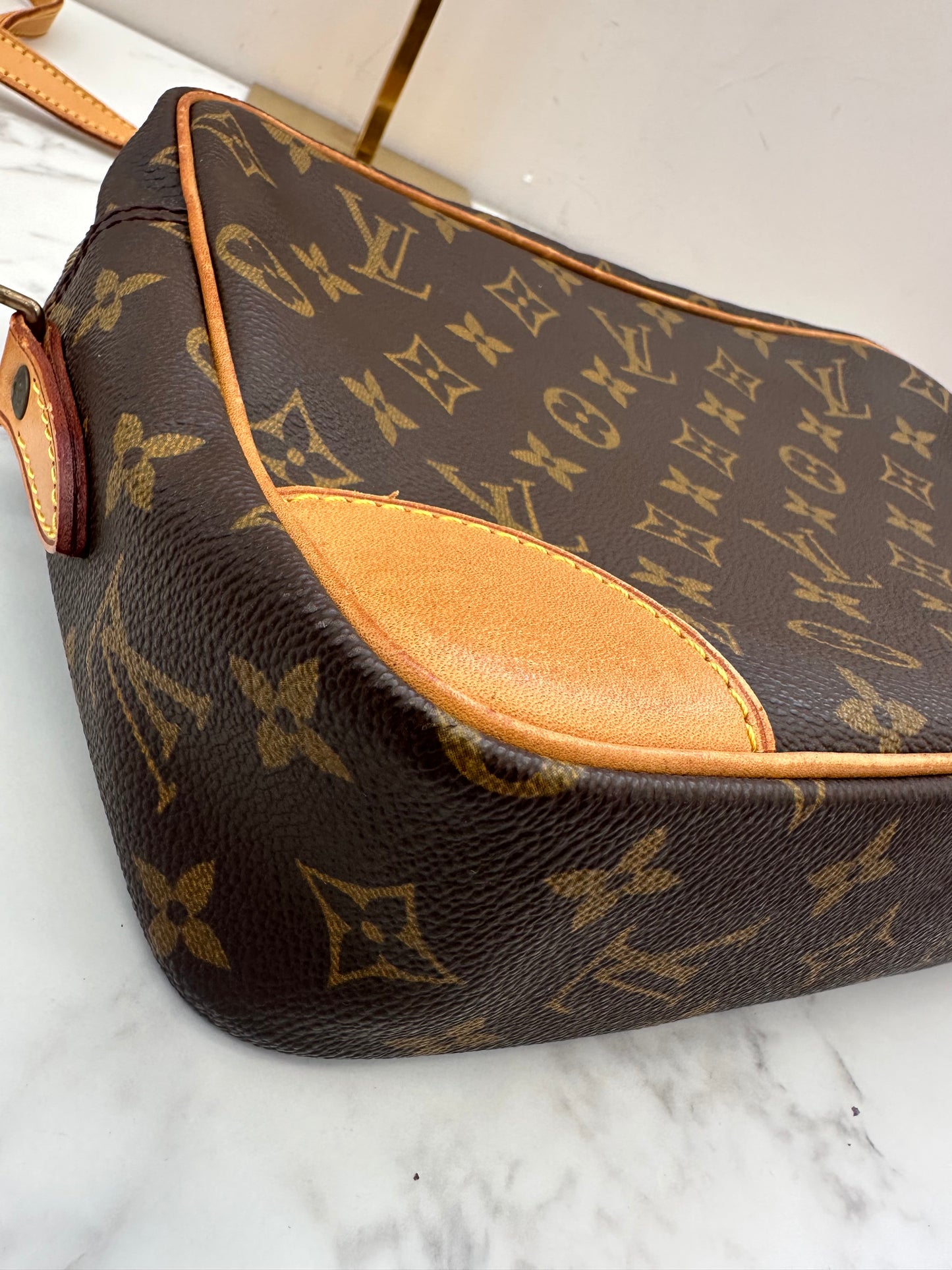 Louis Vuitton Trocadero 27