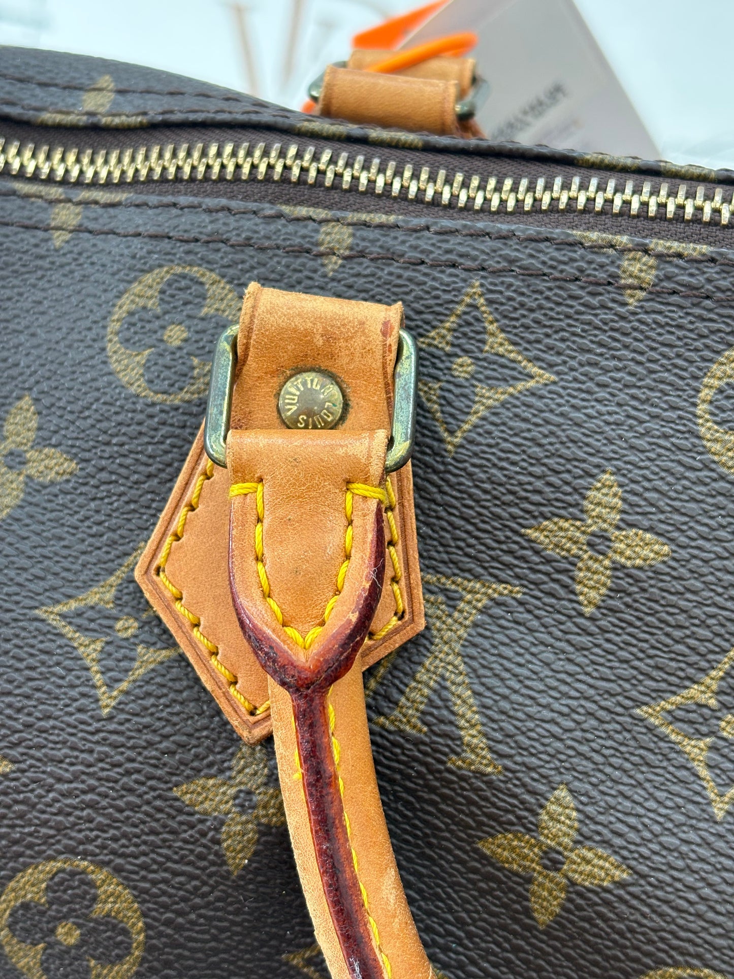 018815 - Louis Vuitton Speedy 30