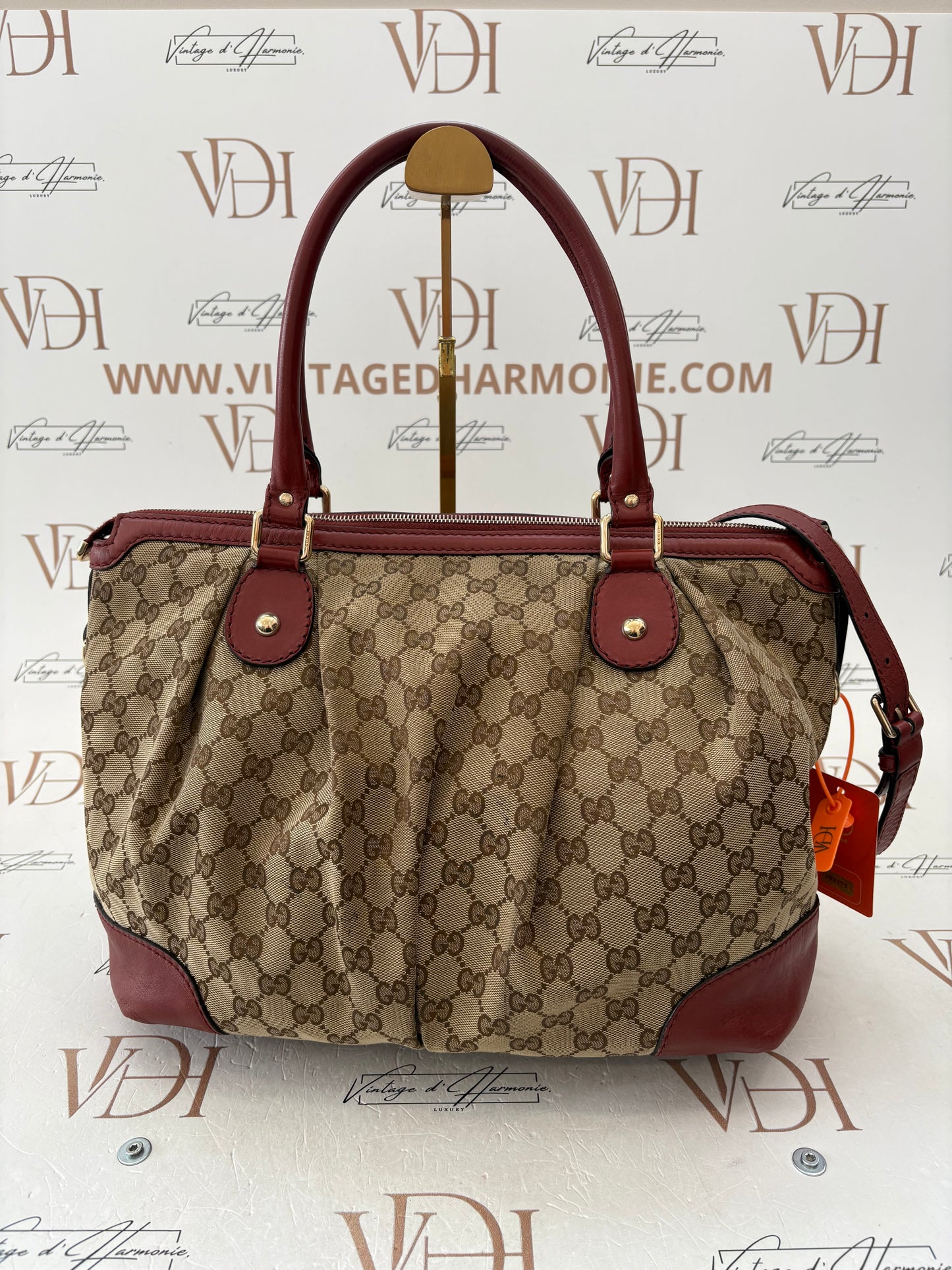 383175 - Gucci Sukey