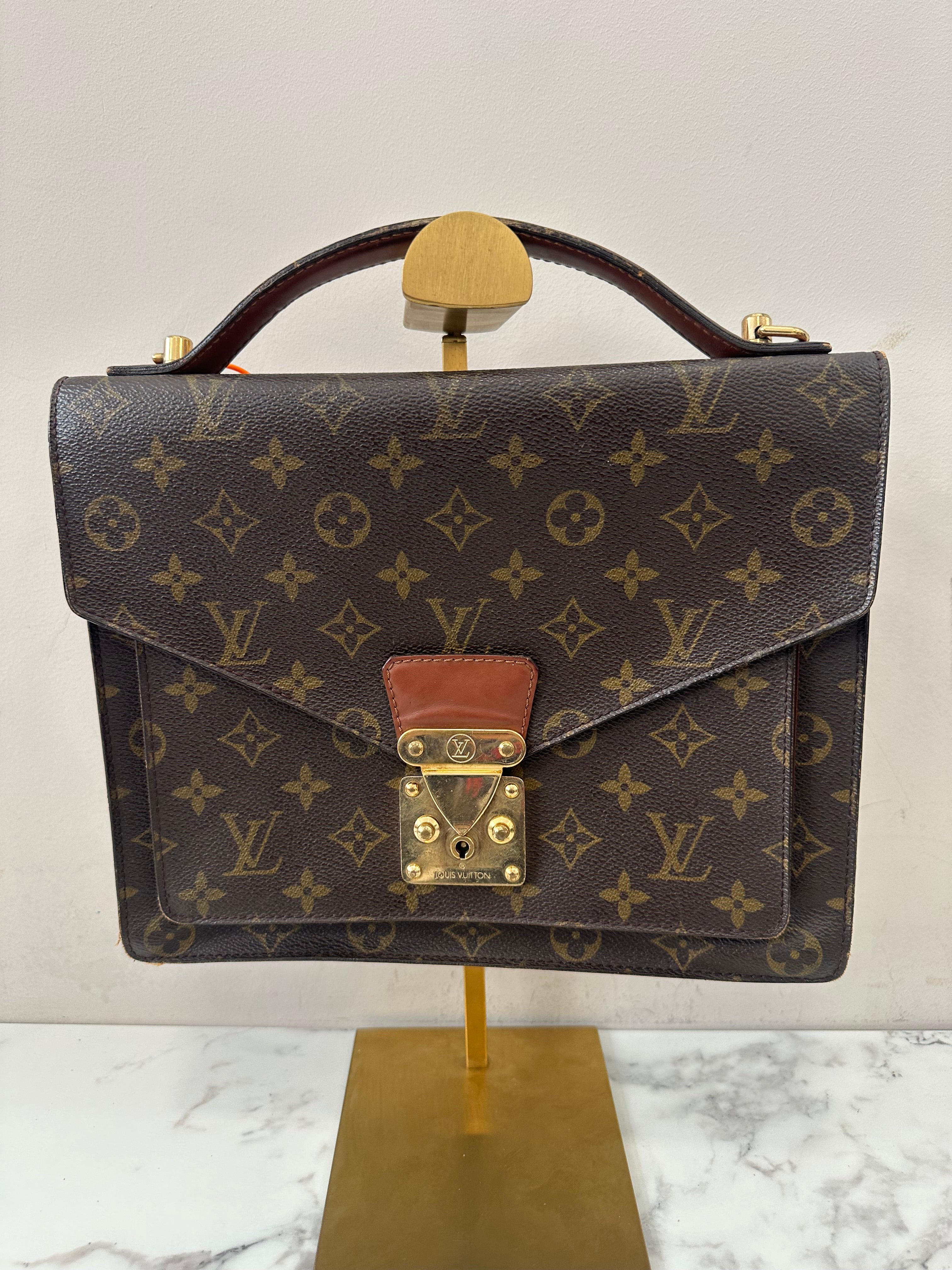Louis Vuitton Monceau 28