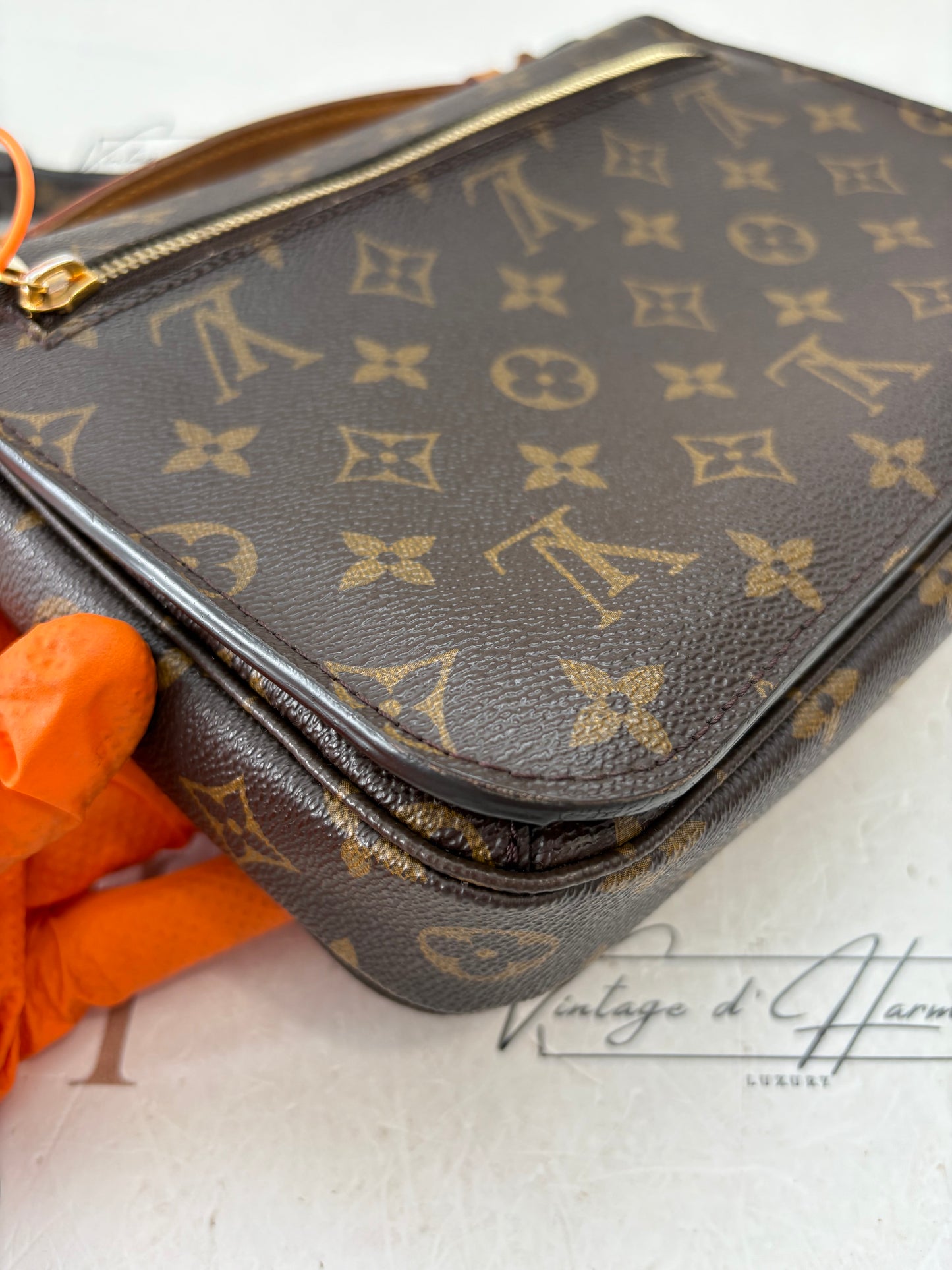 200811 - Metis Louis Vuitton