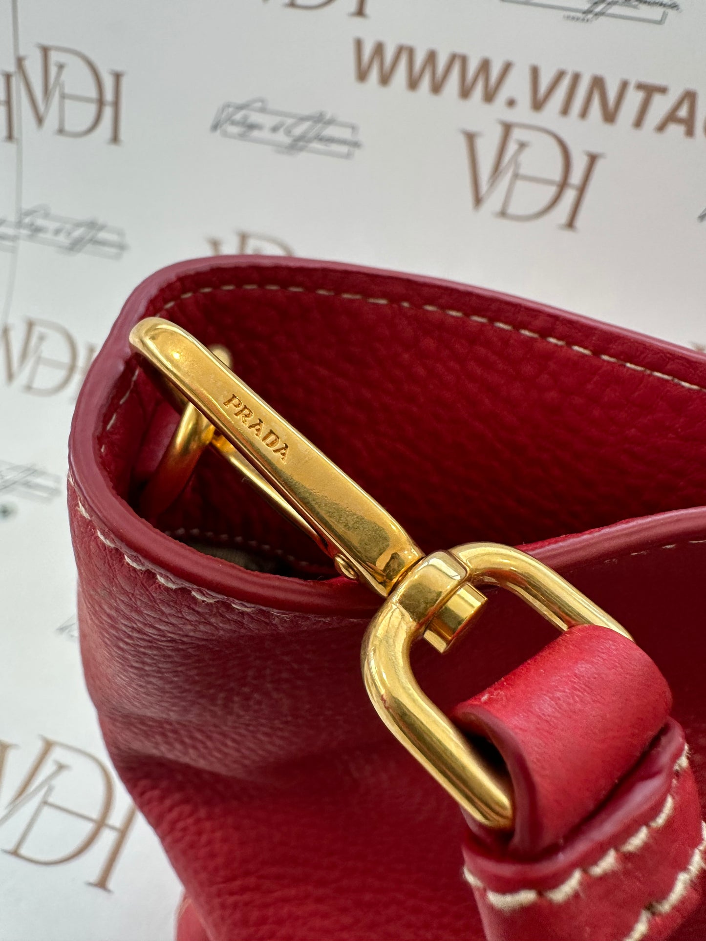 382901 - Prada Tote