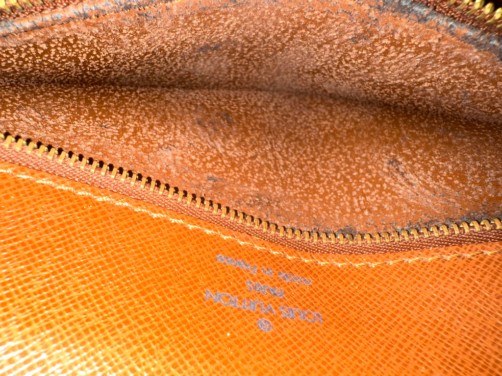 Louis Vuitton Monceau 28