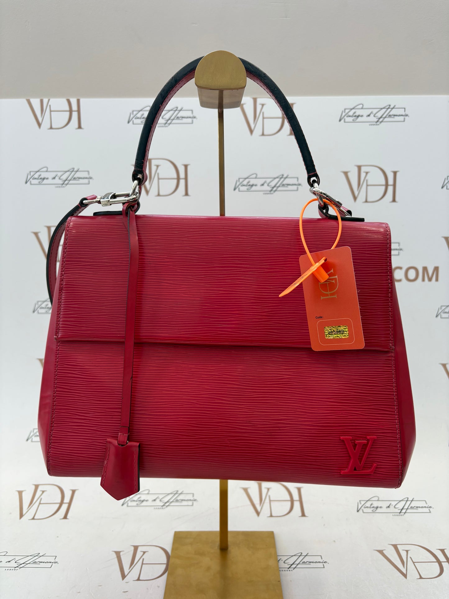 383489 - LV Cluny