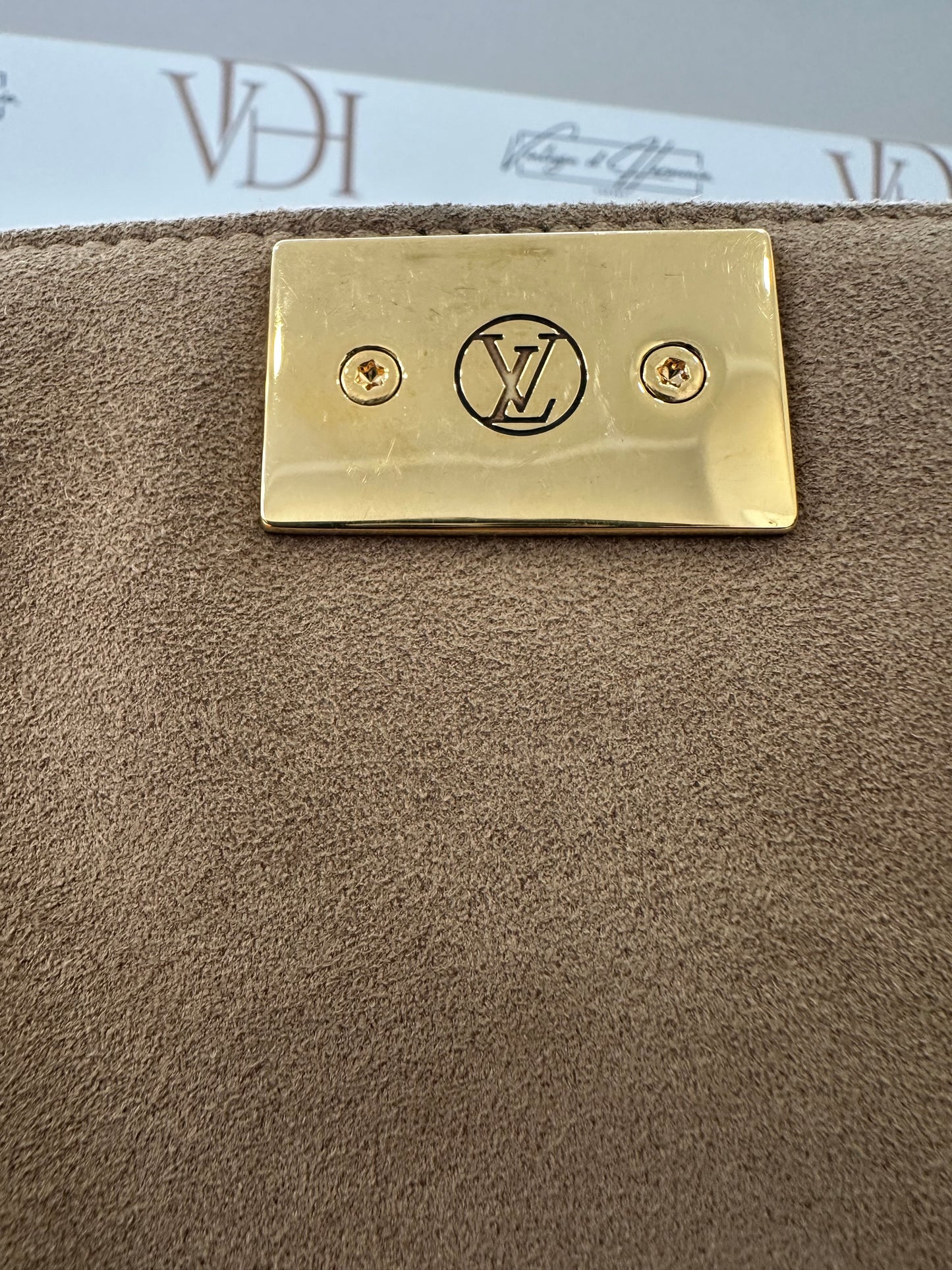 382681 - Louis Vuitton Marignan