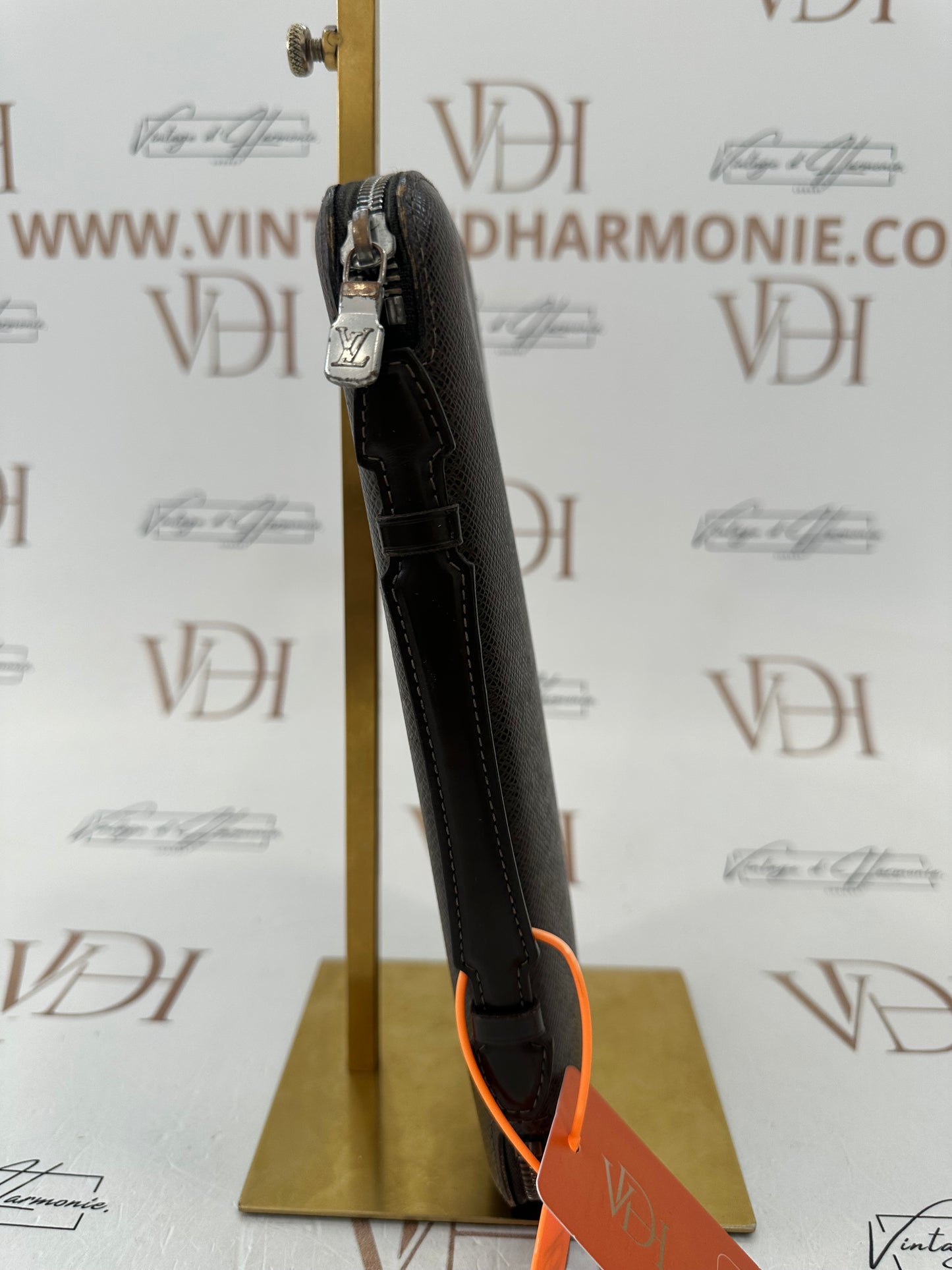 102624 - Louis Vuitton Atoll