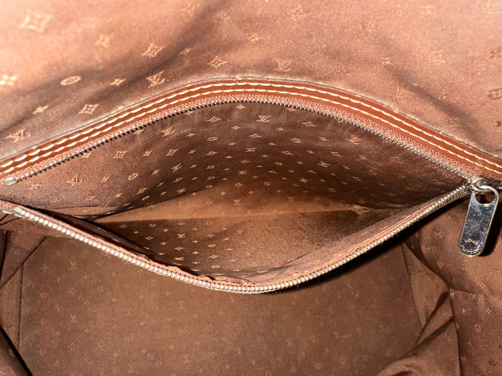 Louis Vuitton Brown Suhali Lockit MM